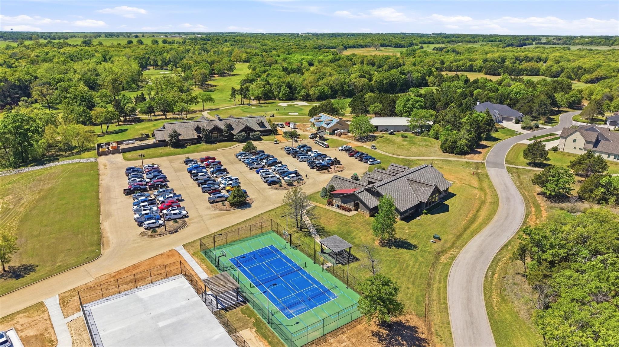 main property photo 34