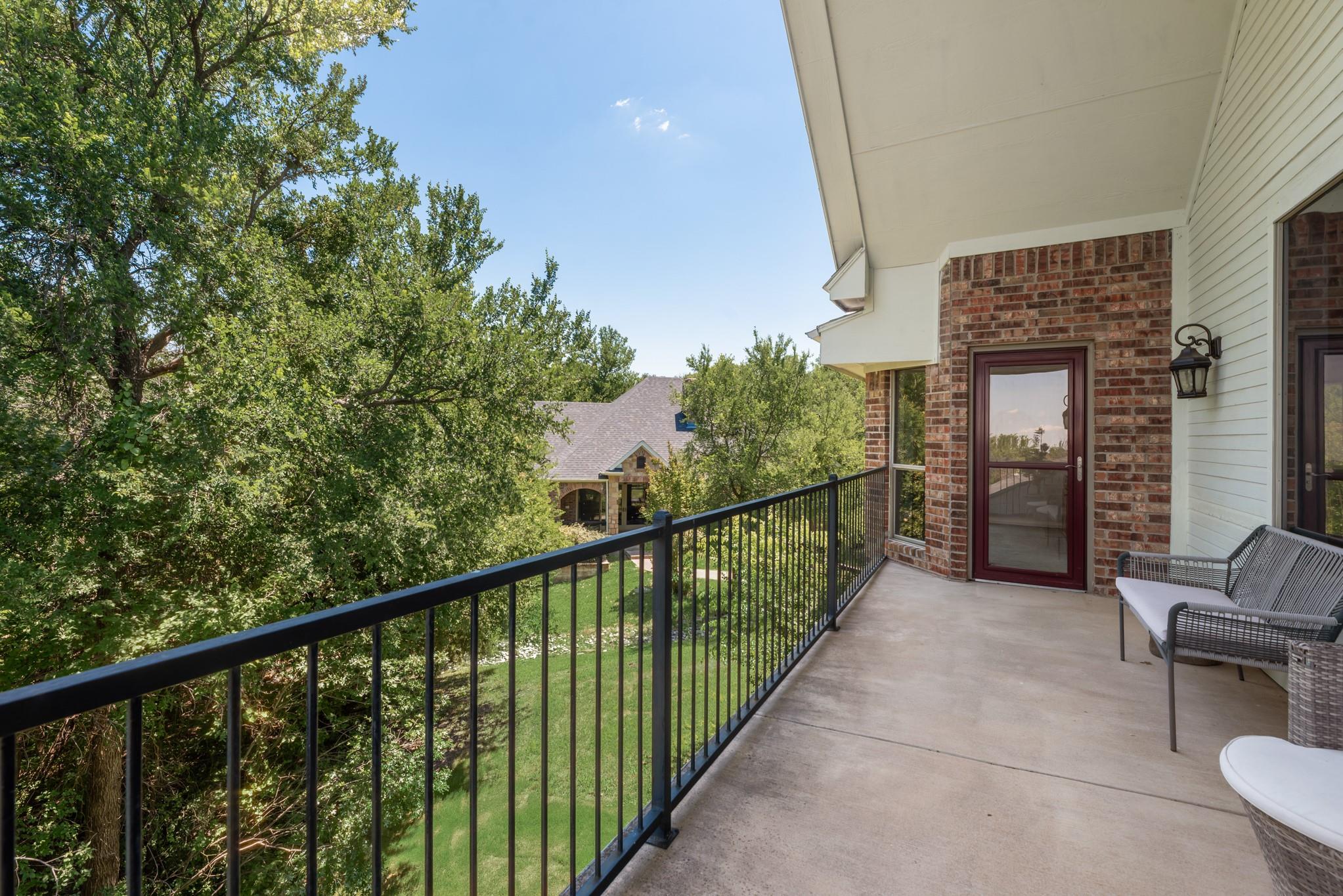 main property photo 35
