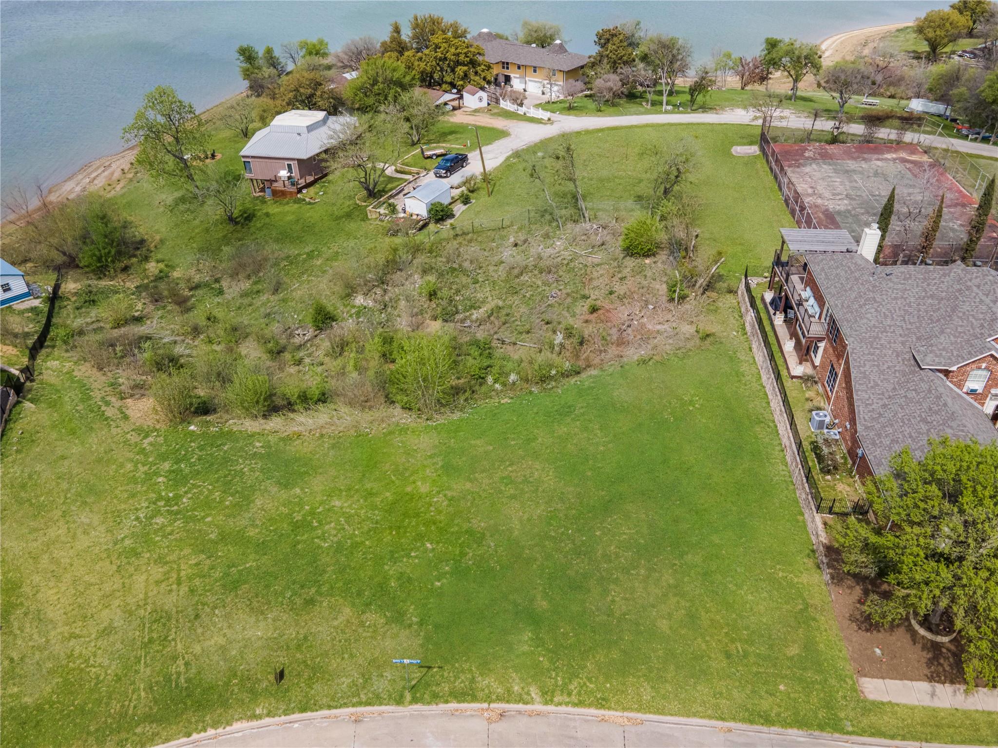 main property photo 20