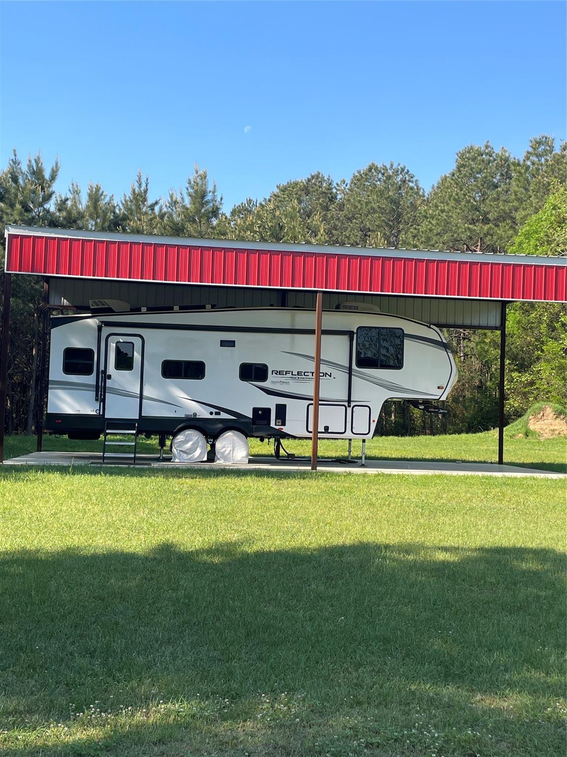main property photo 34