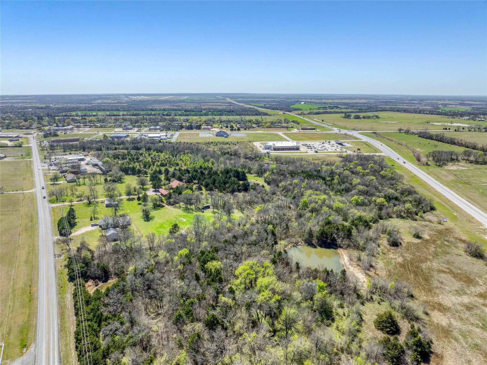 main property photo 23