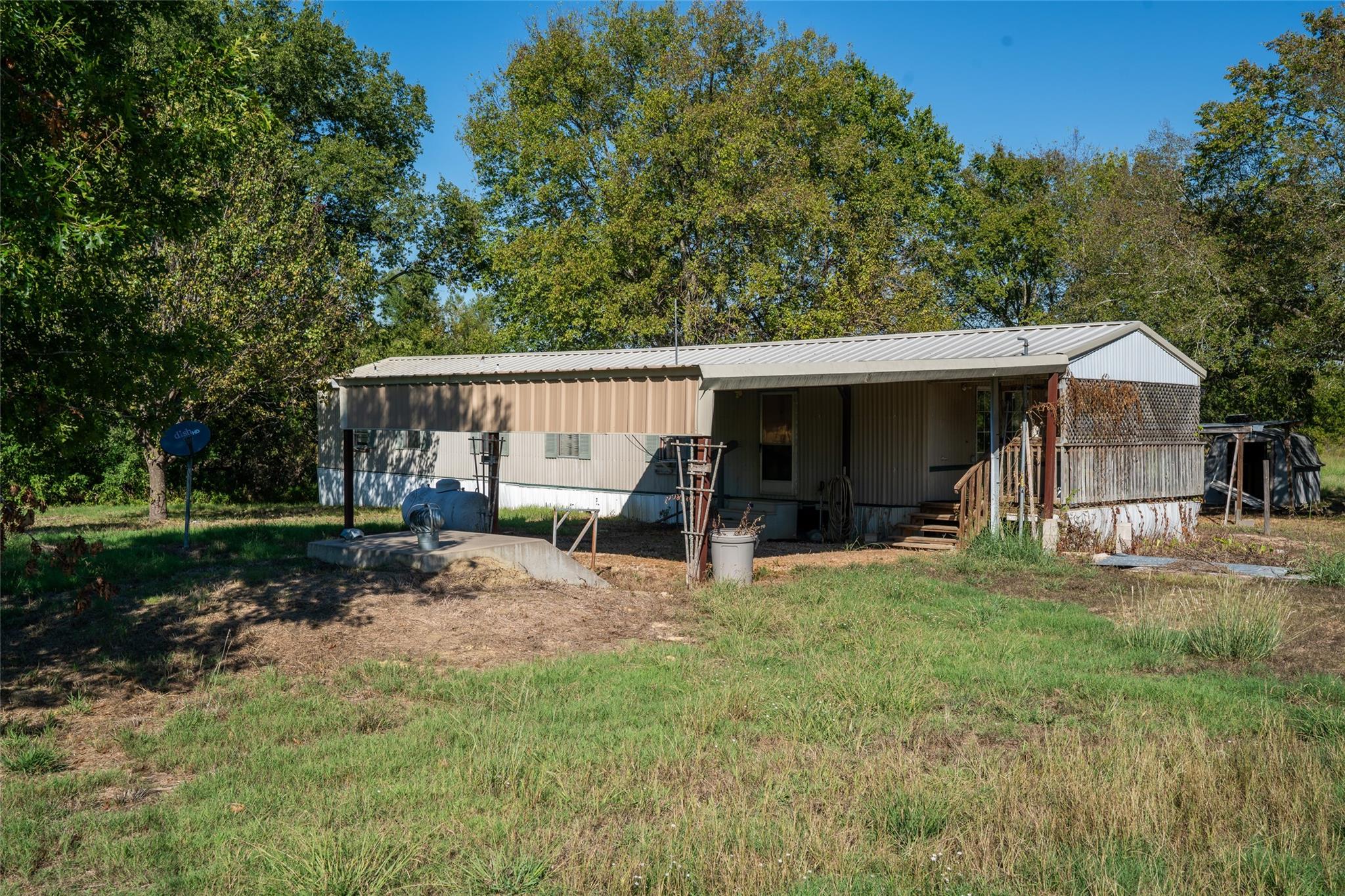 main property photo 20