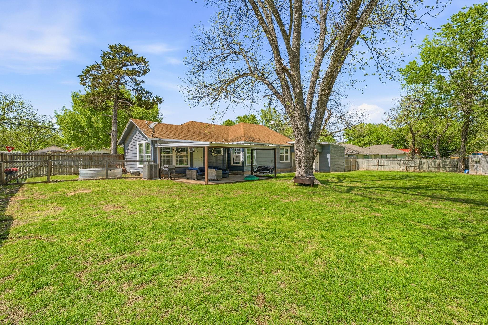 main property photo 21