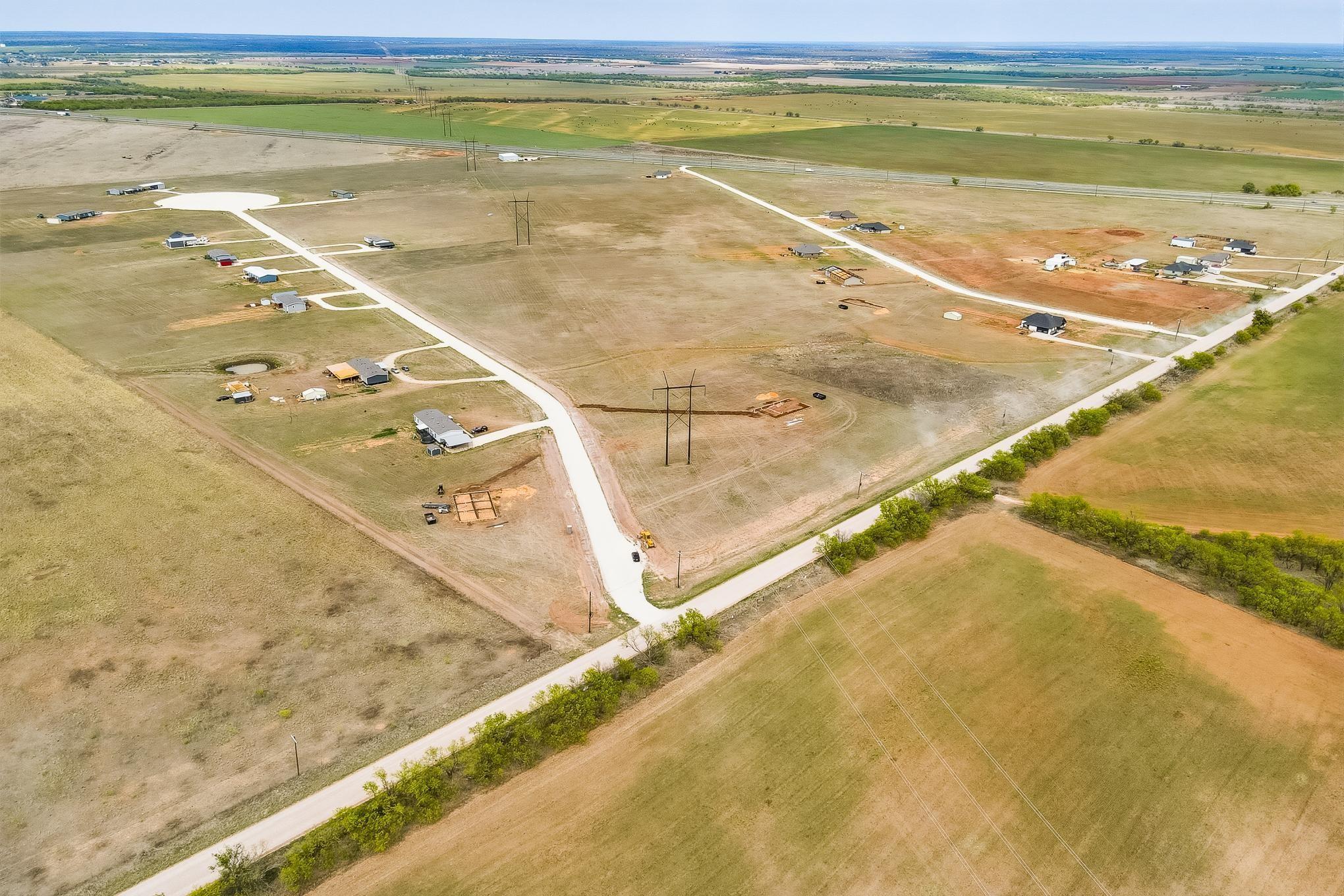 main property photo 11