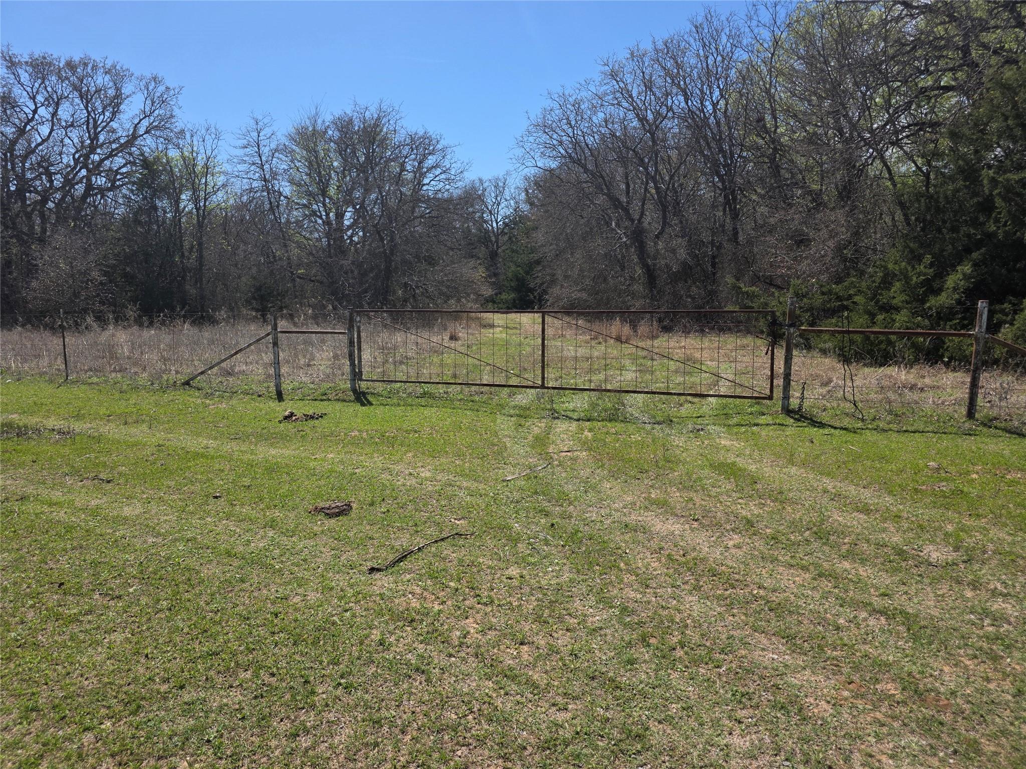 main property photo 13