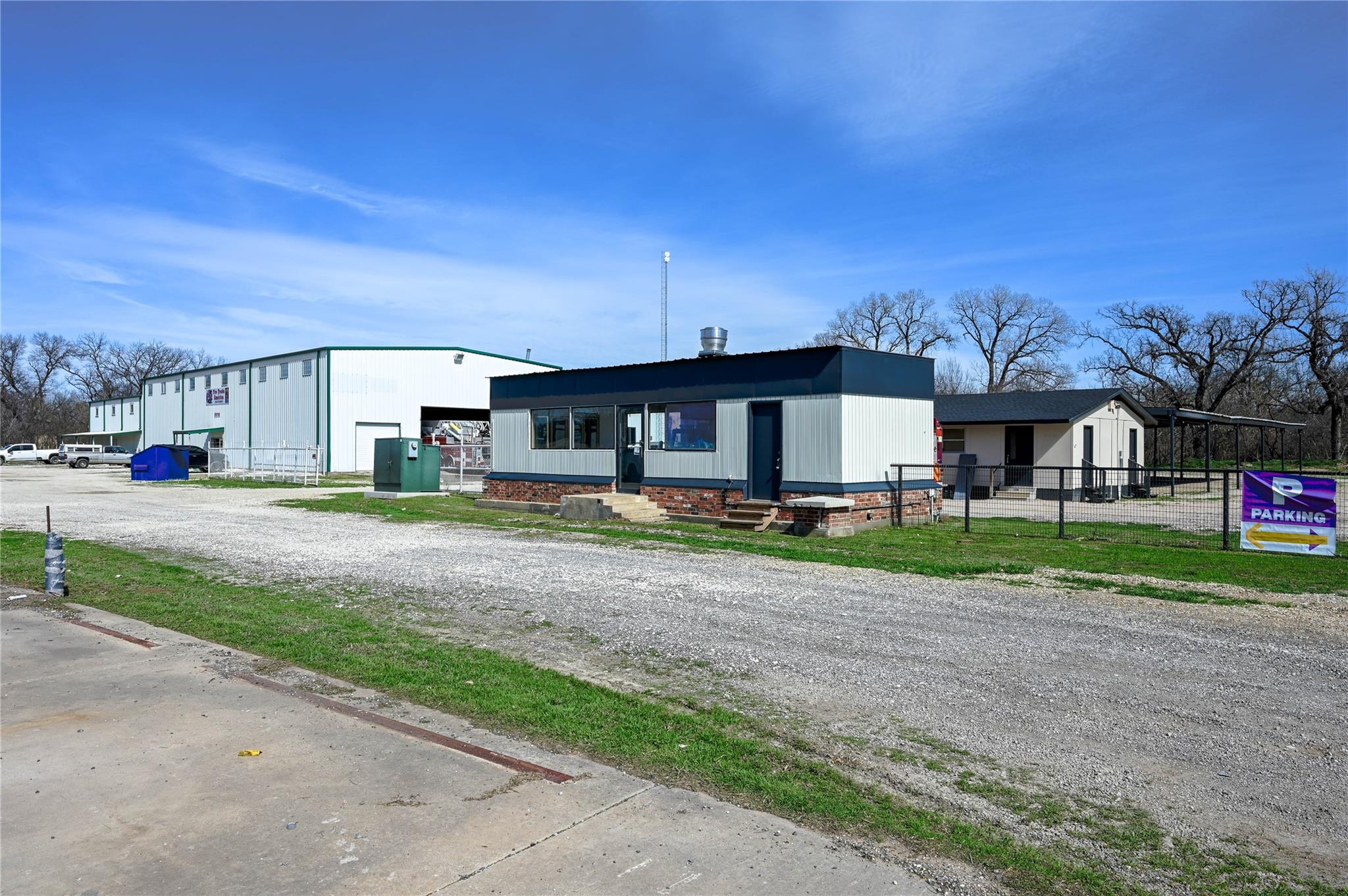 main property photo 1