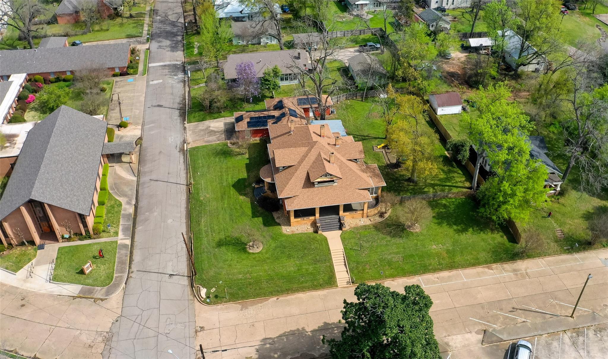 main property photo 4