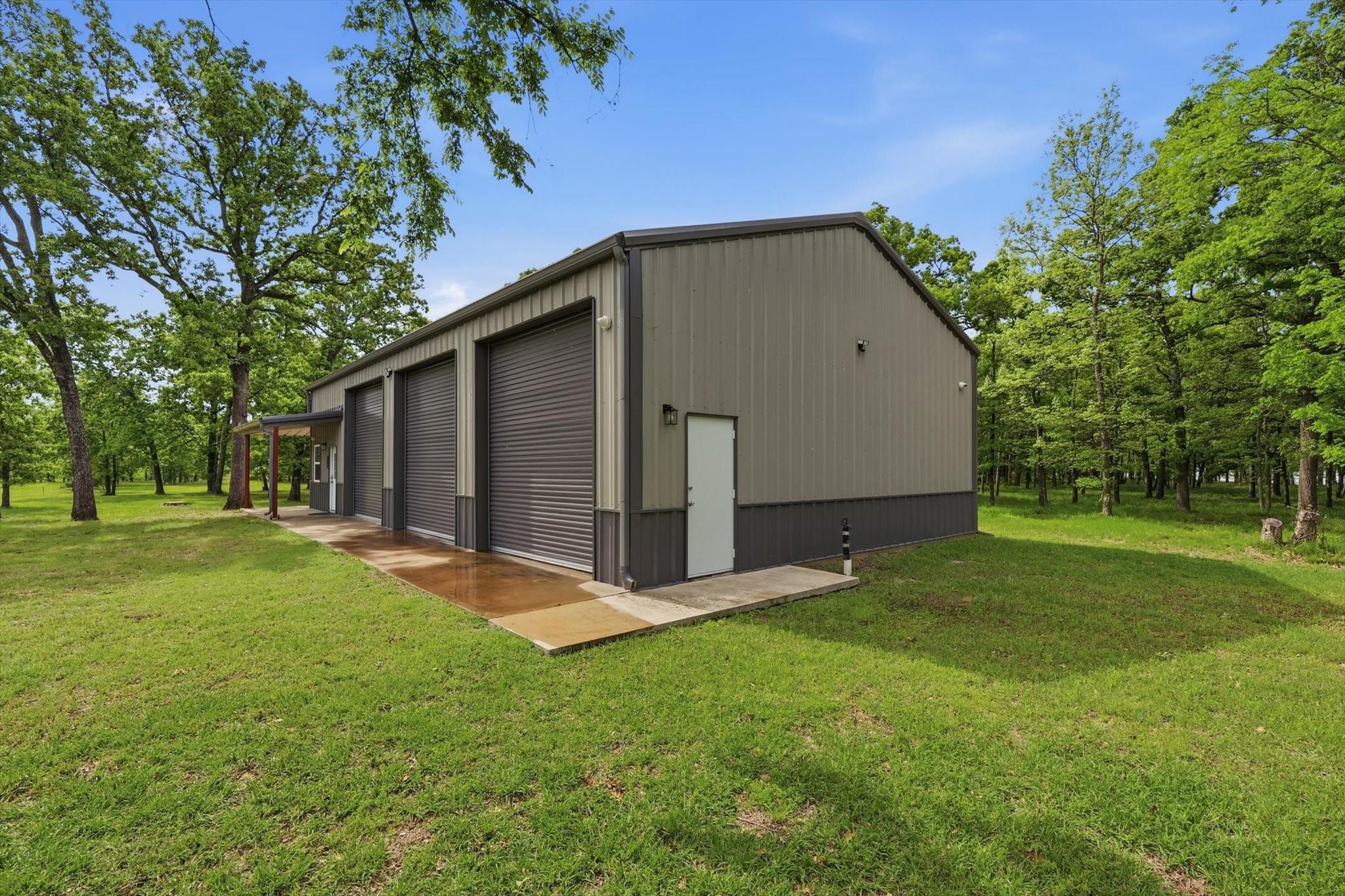 main property photo 21