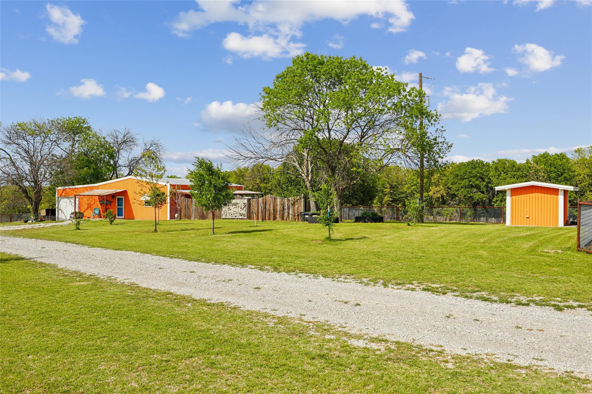 main property photo 30