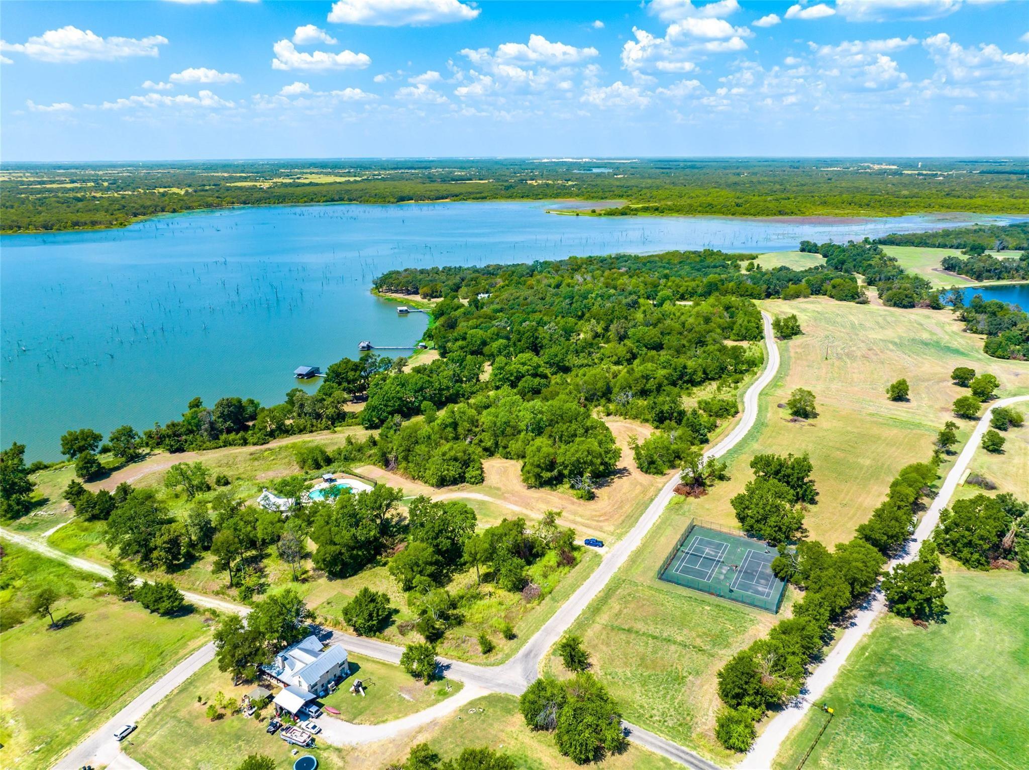 main property photo 13