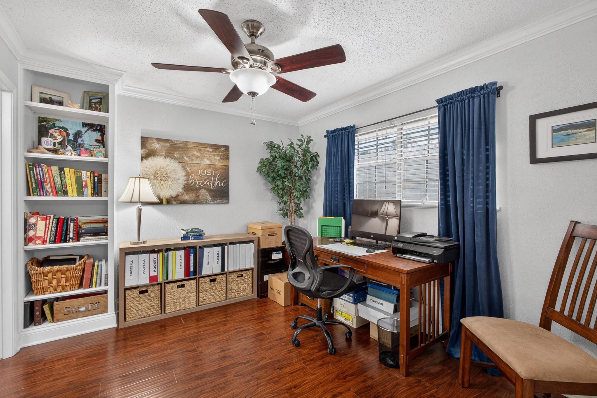 main property photo 17