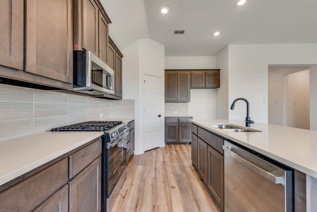 property viewer photo 2
