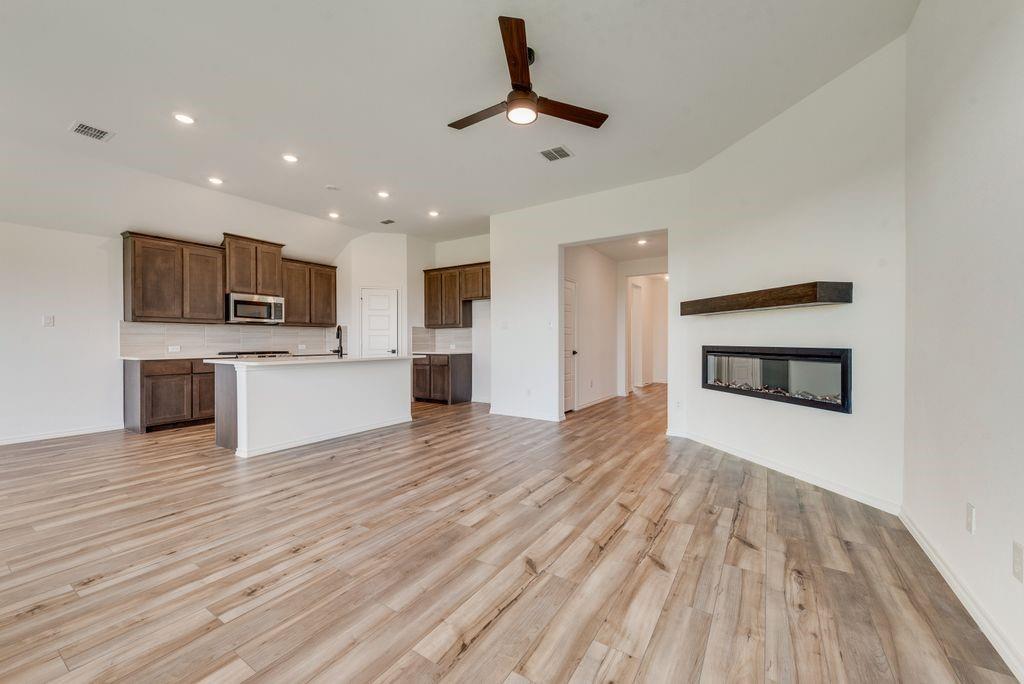 property viewer photo 5