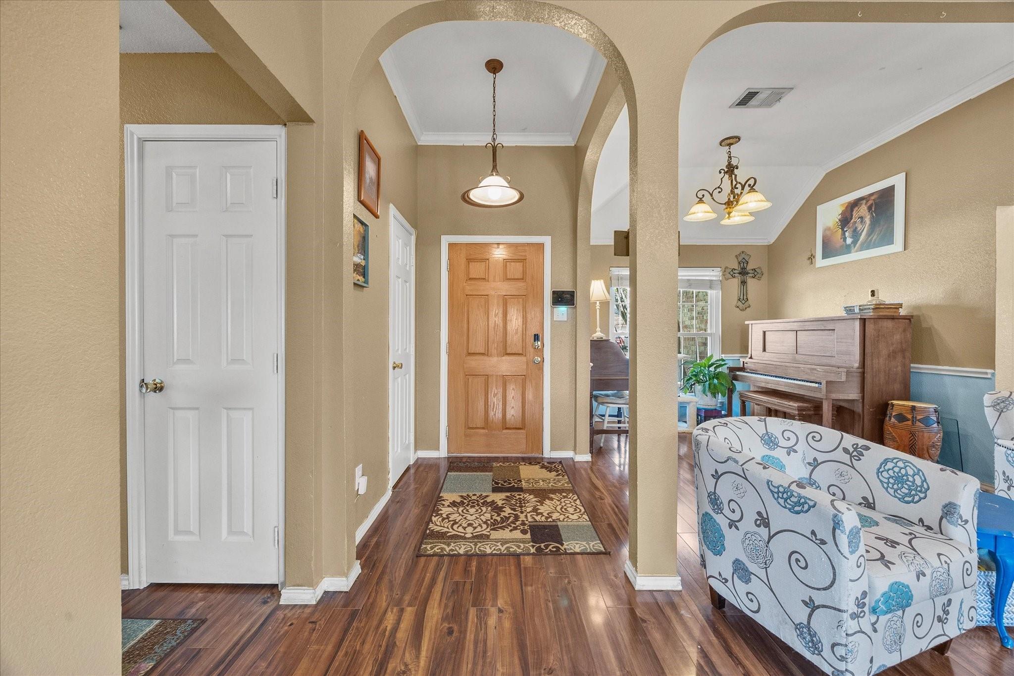 main property photo 3