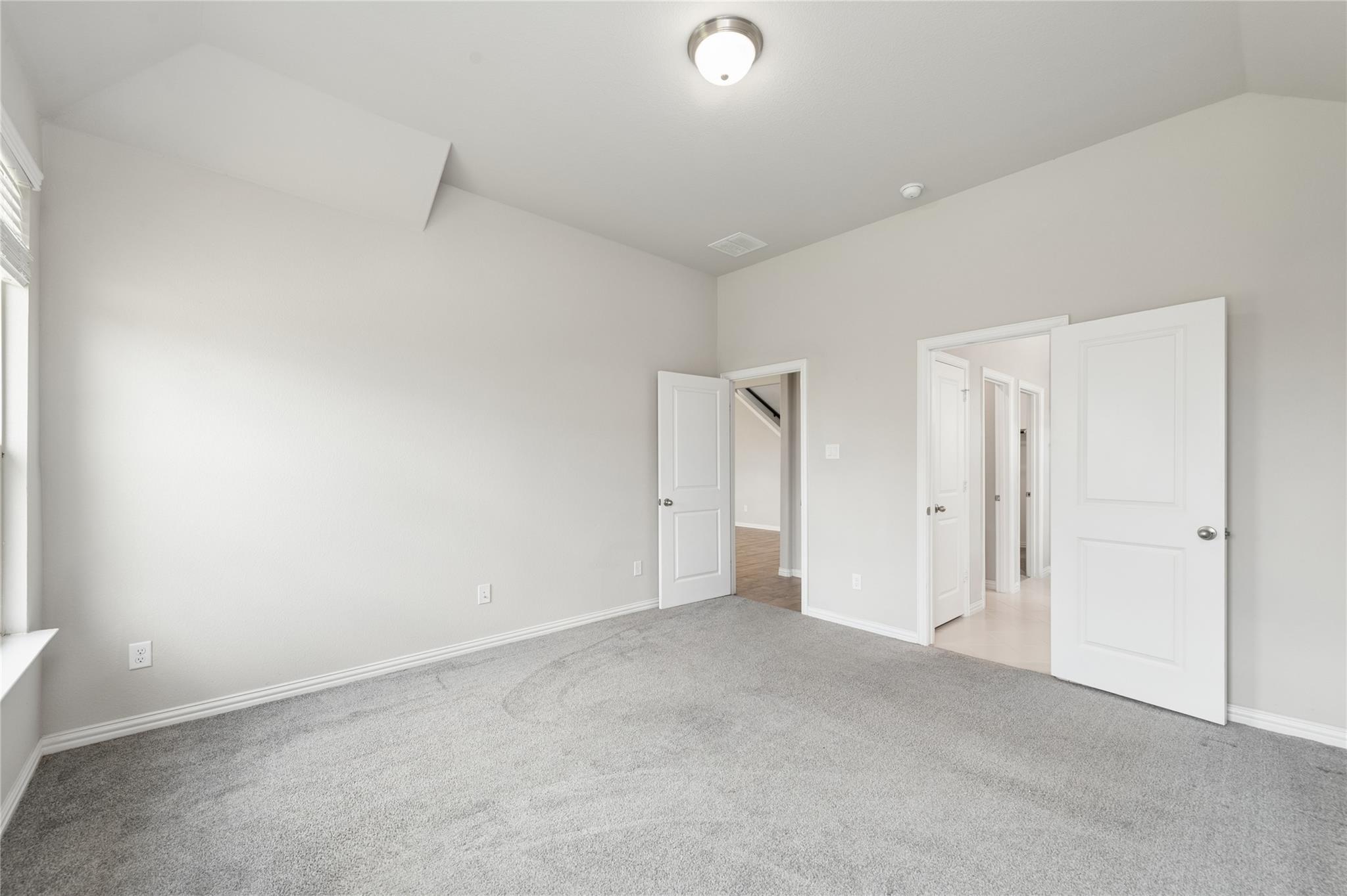 property viewer photo 16