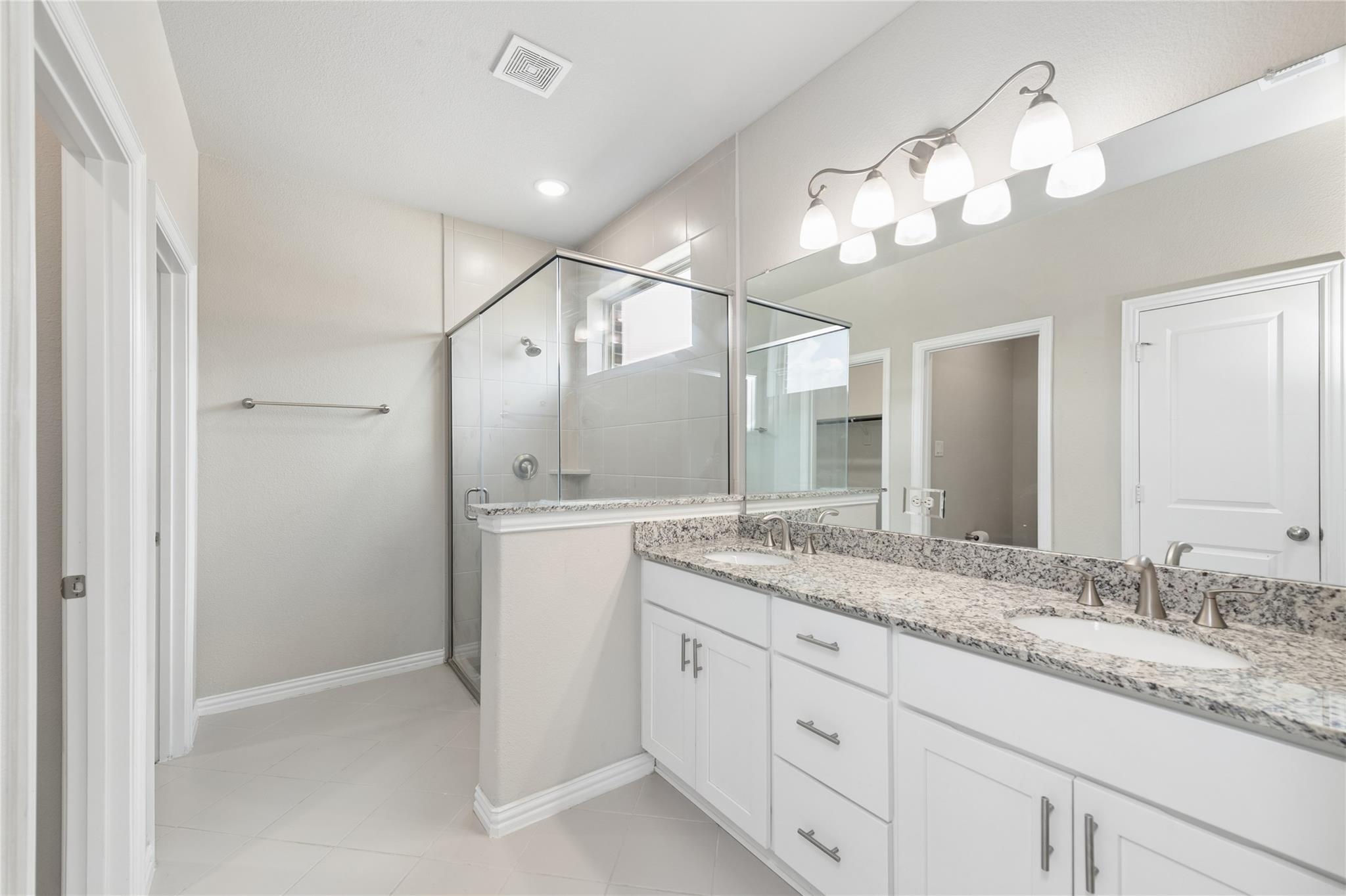 property viewer photo 17
