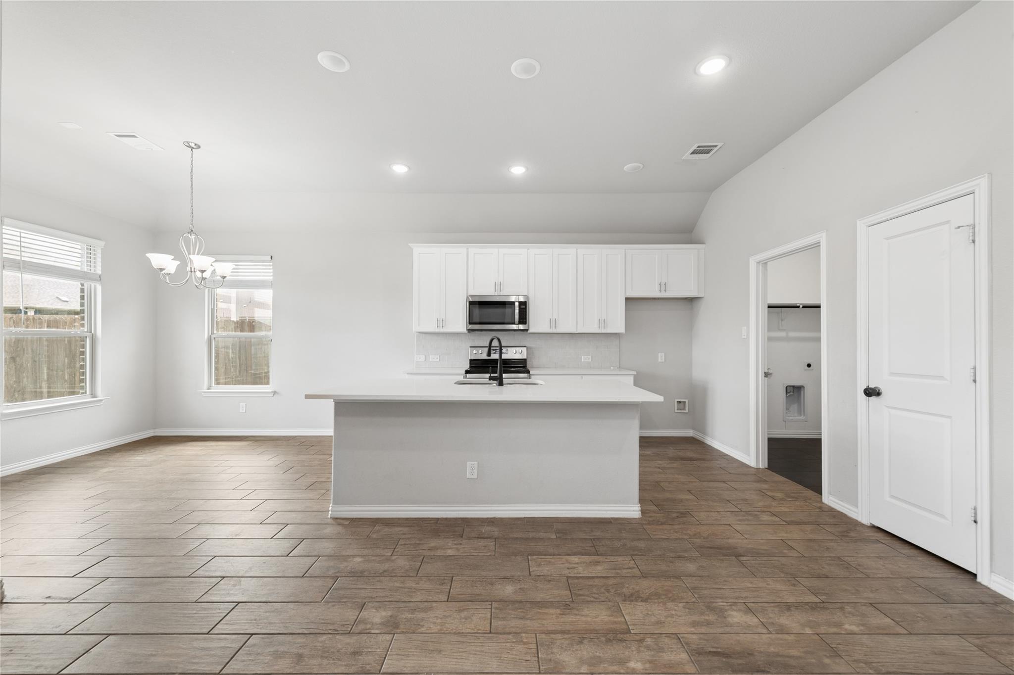 property viewer photo 6
