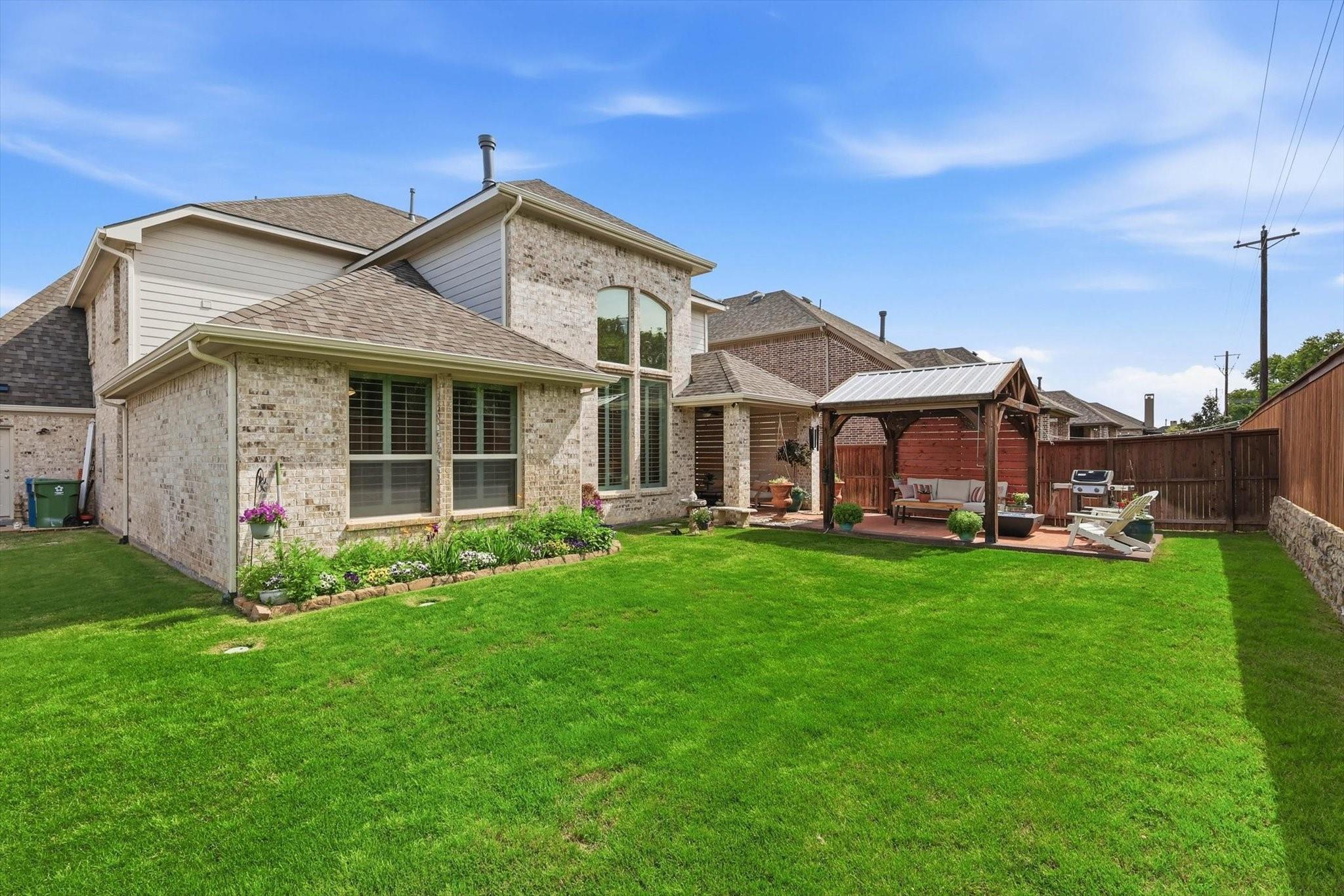 main property photo 33