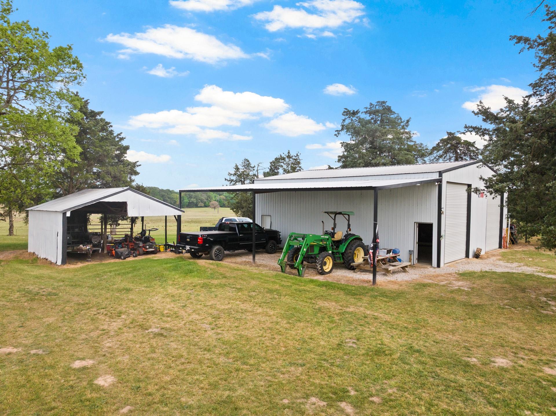 main property photo 26