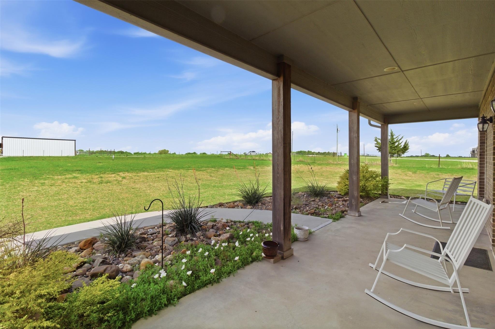 main property photo 4