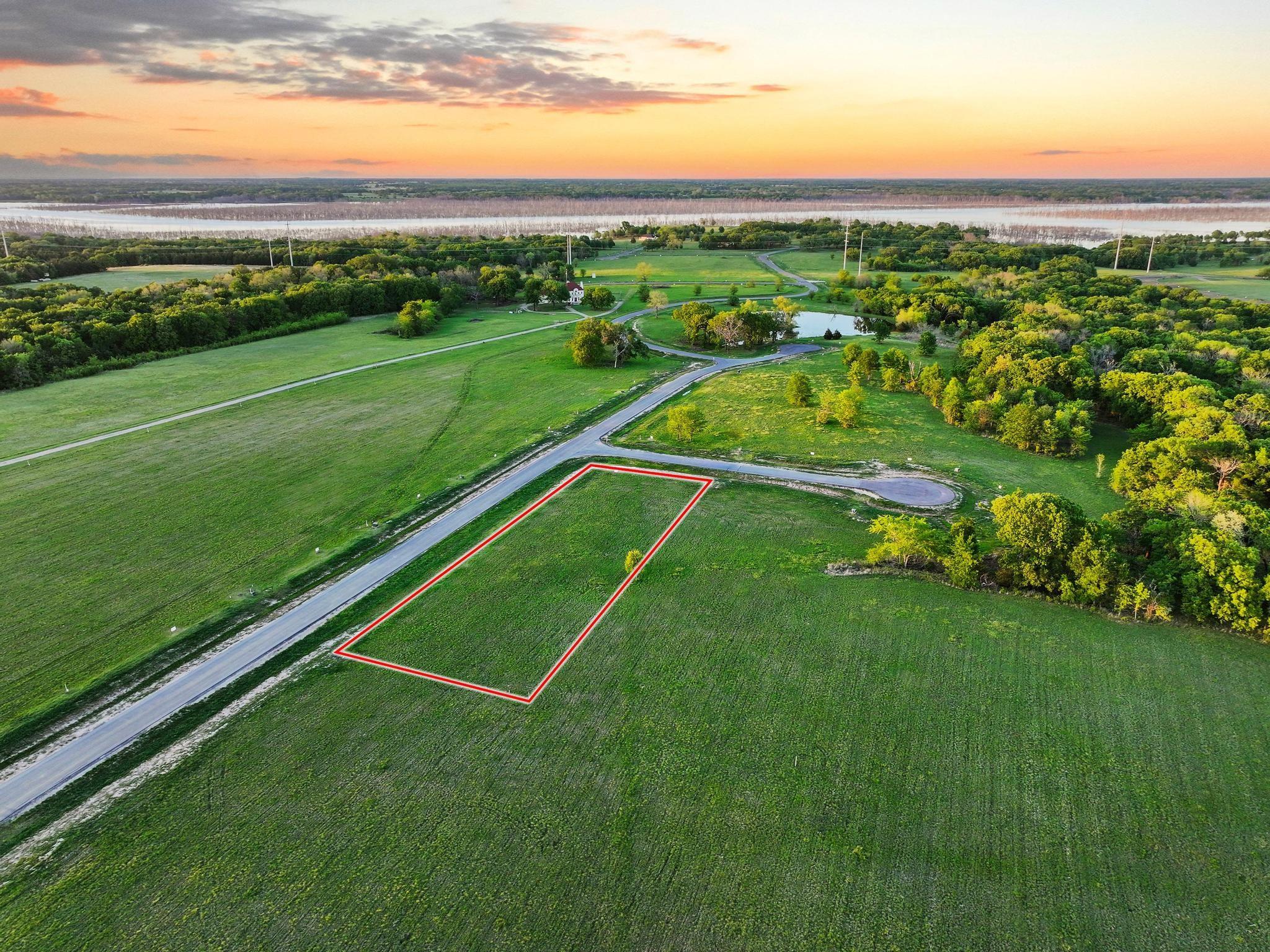 main property photo 11