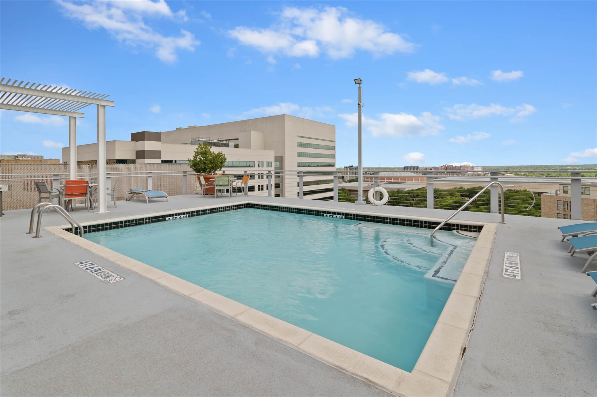 property viewer photo 22