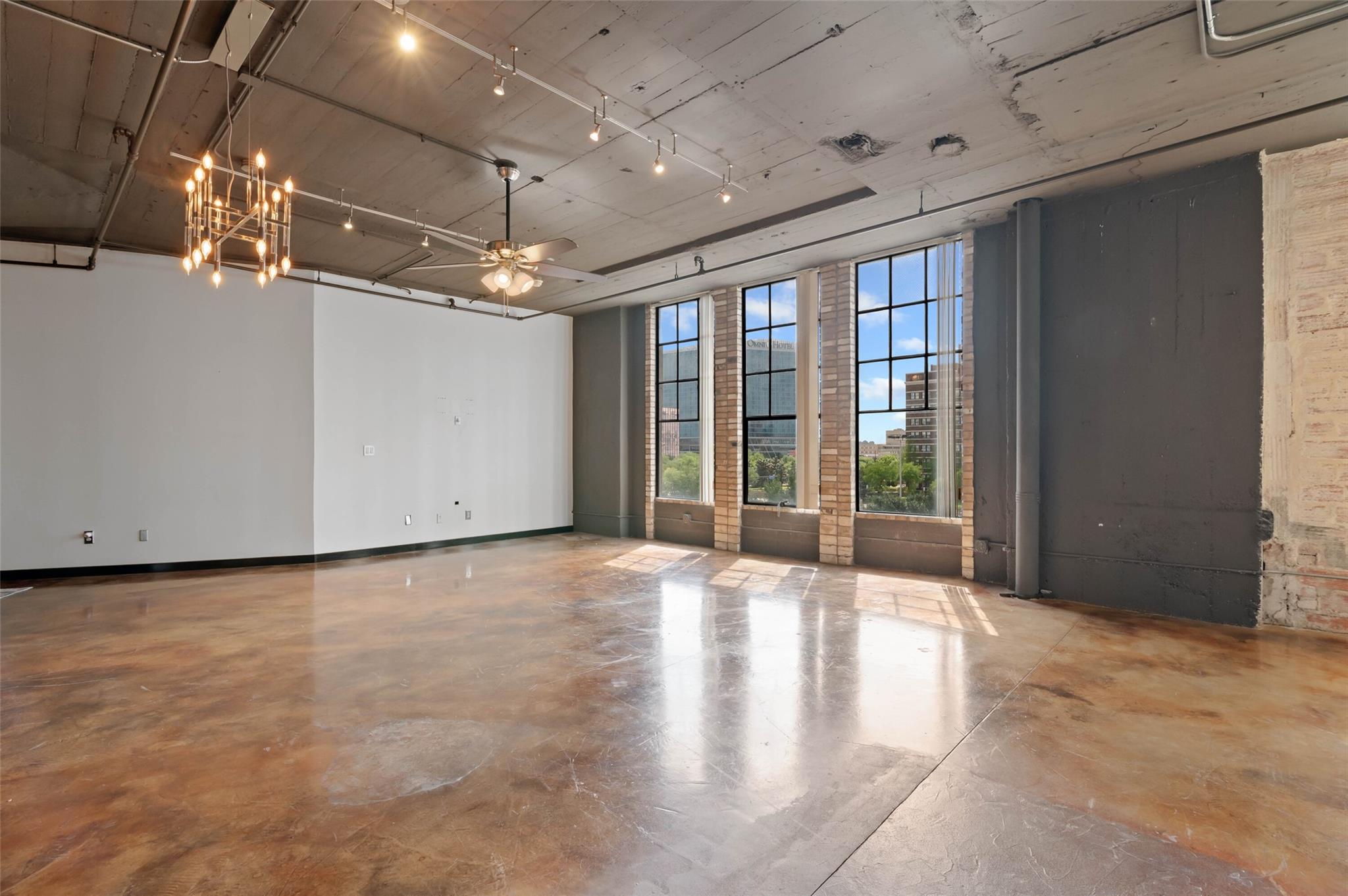 property viewer photo 7