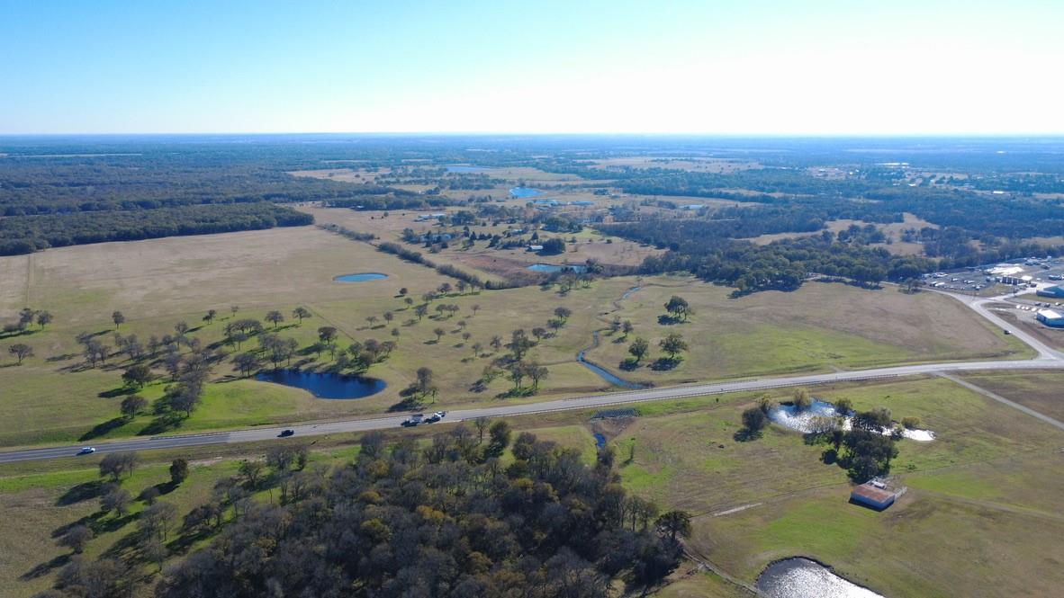 main property photo 11