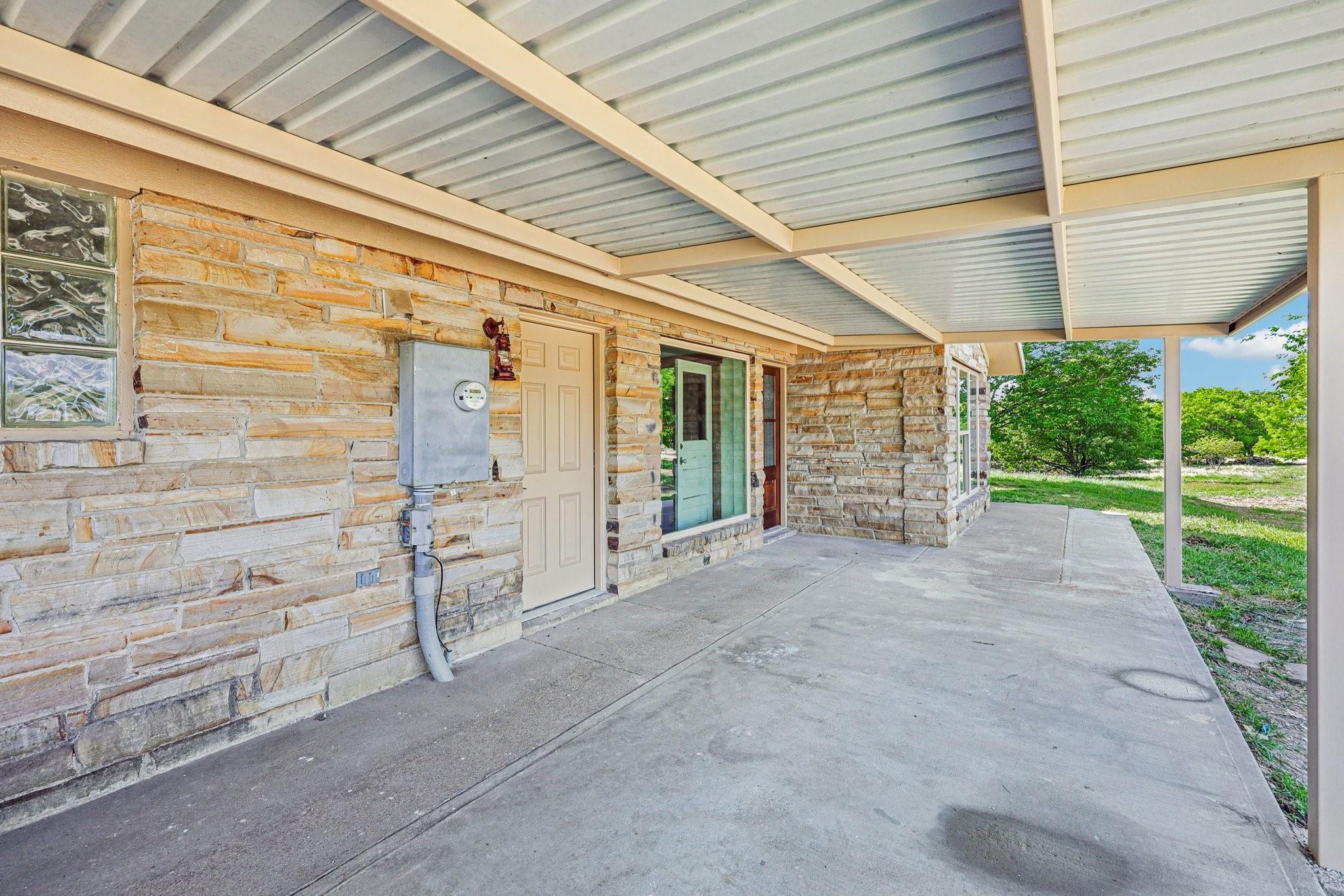 main property photo 34