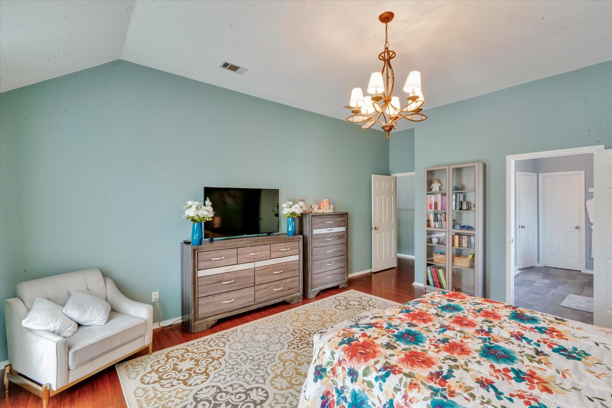 main property photo 22