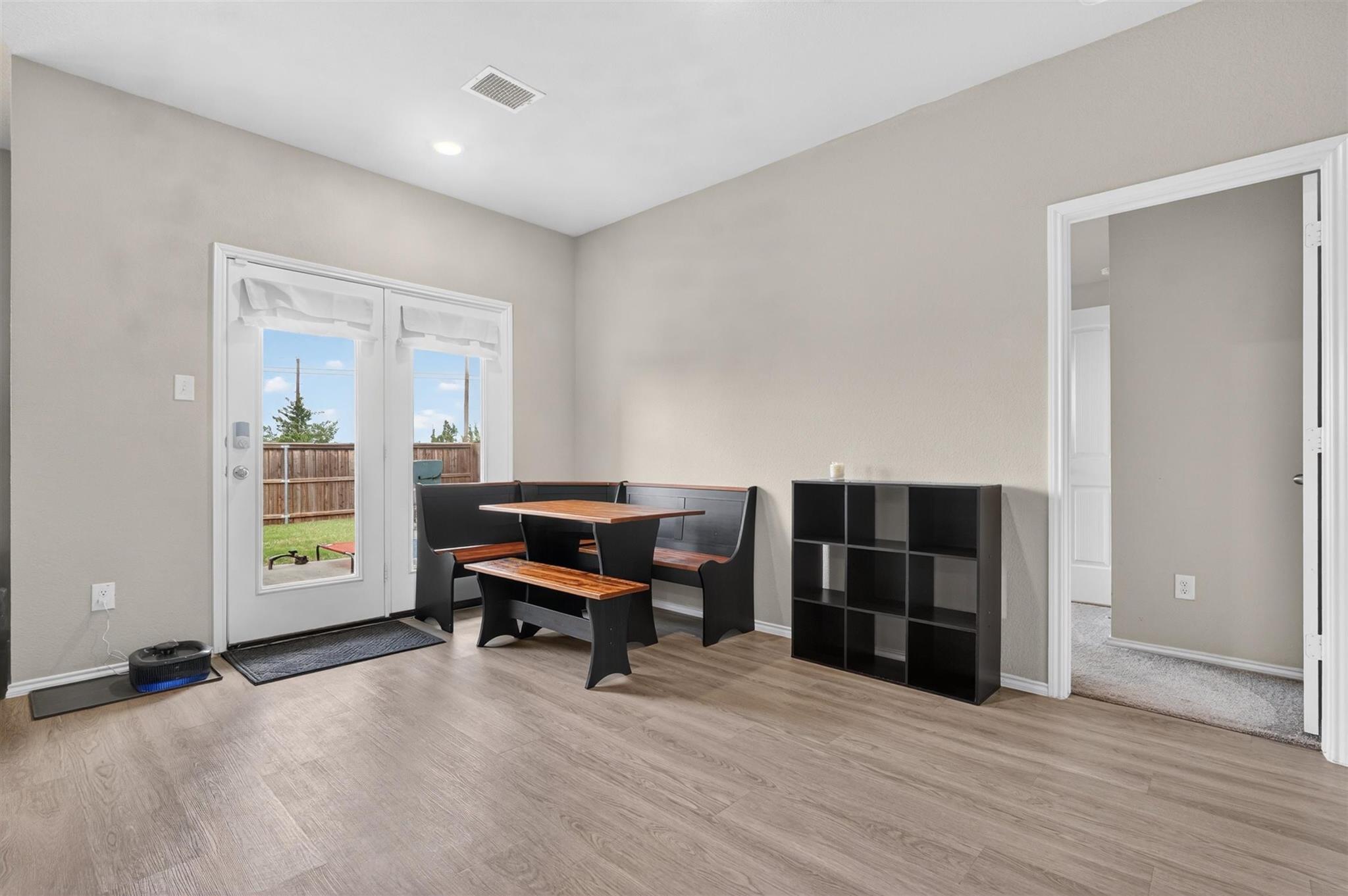 property viewer photo 15