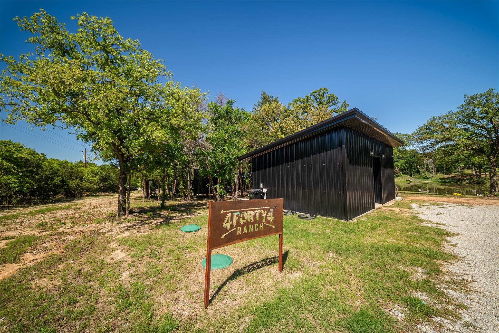 main property photo 38