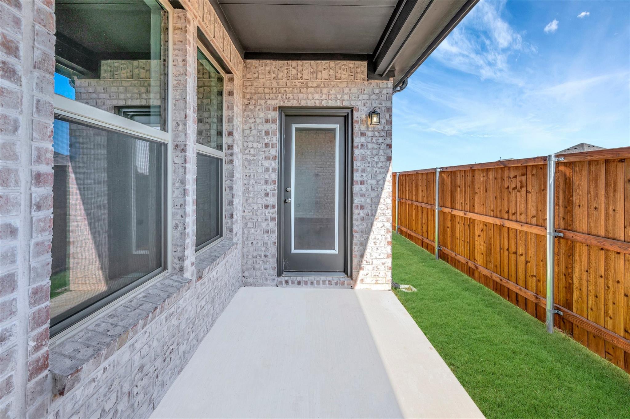 main property photo 34