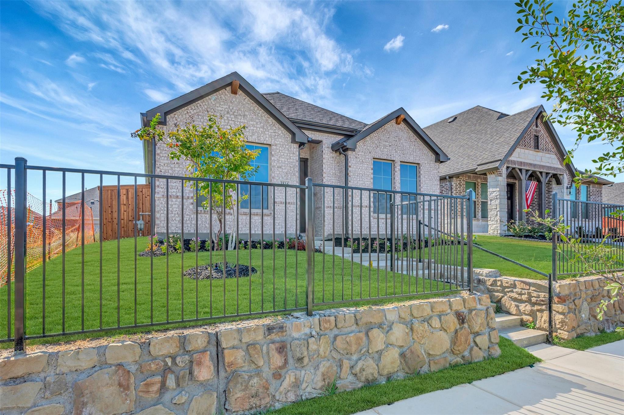 main property photo 37