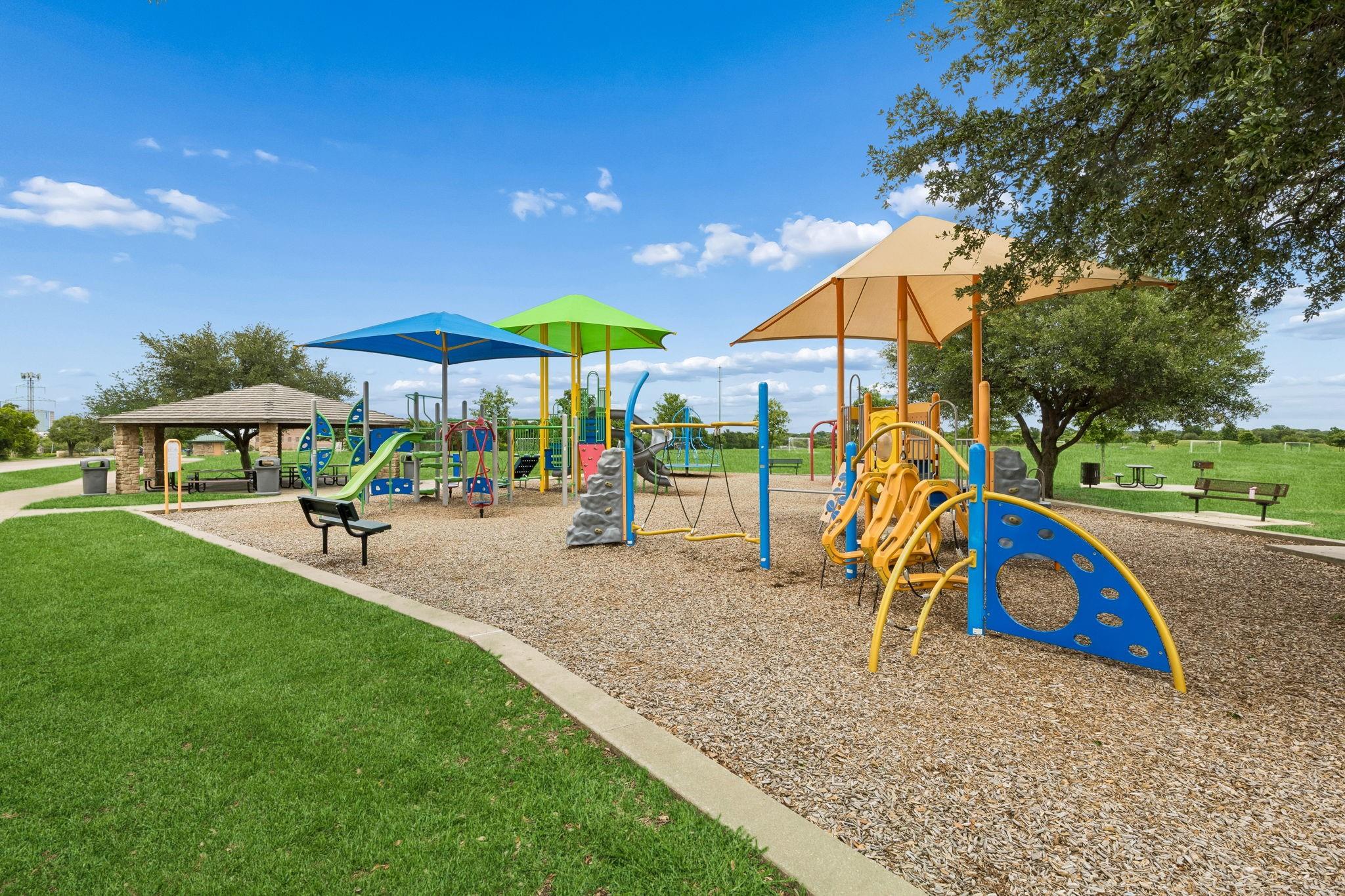 main property photo 25