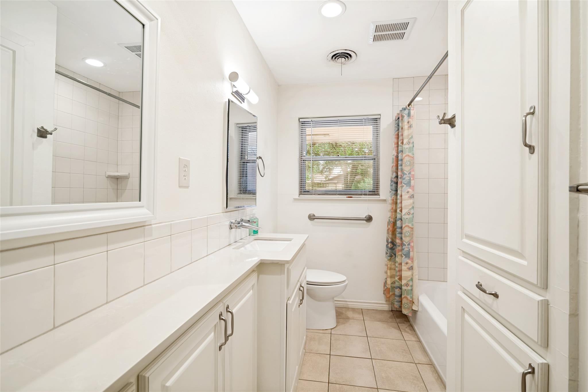 property viewer photo 9