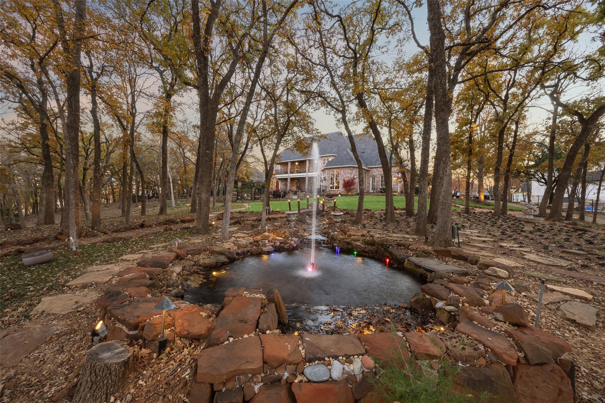 main property photo 34