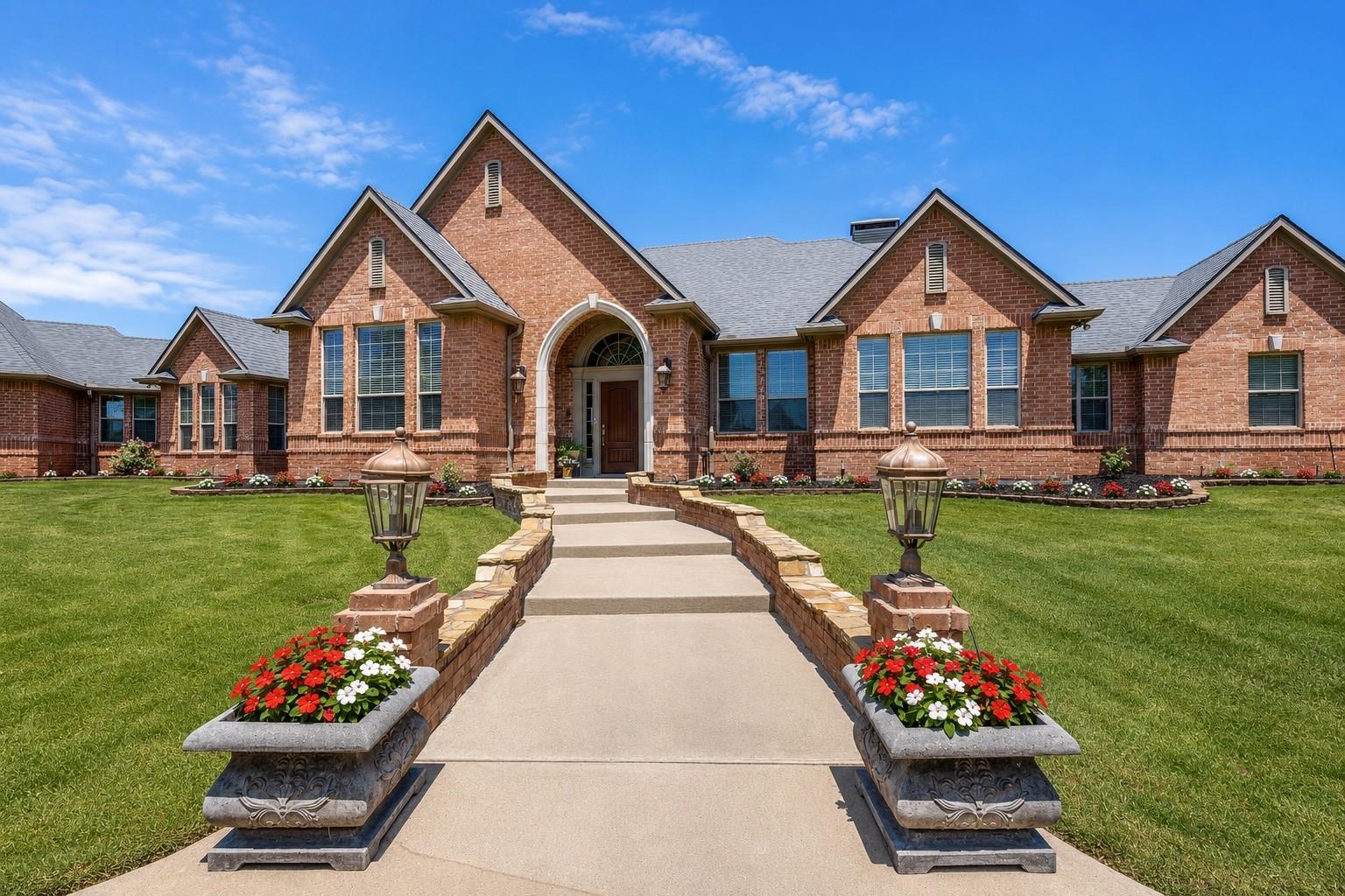 main property photo 36