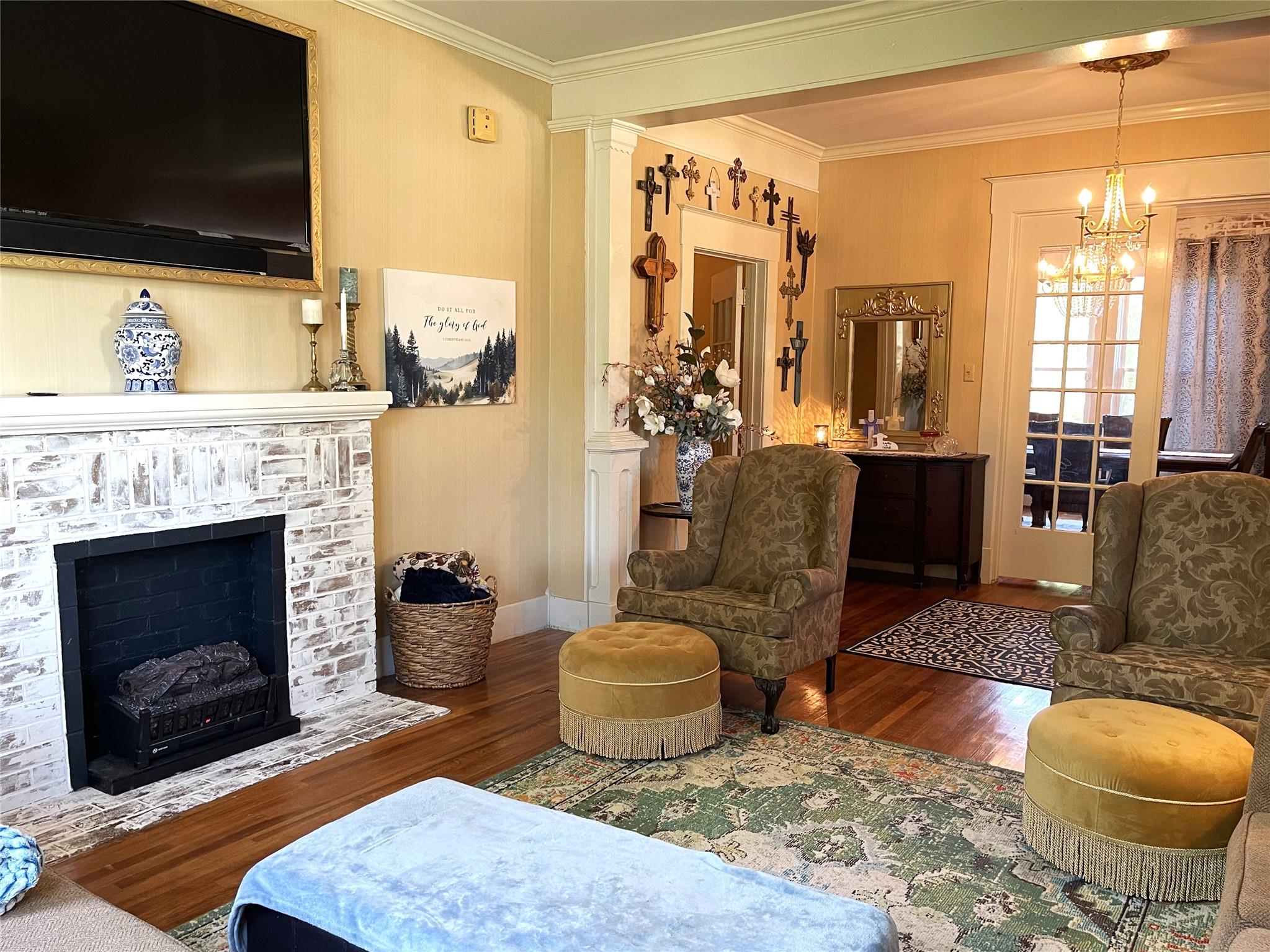 main property photo 11