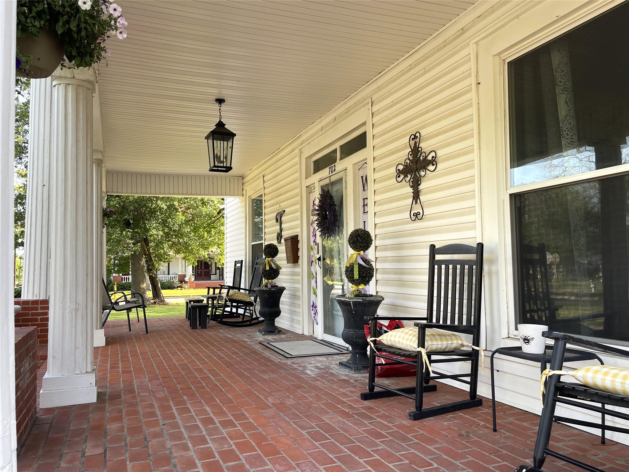 main property photo 7