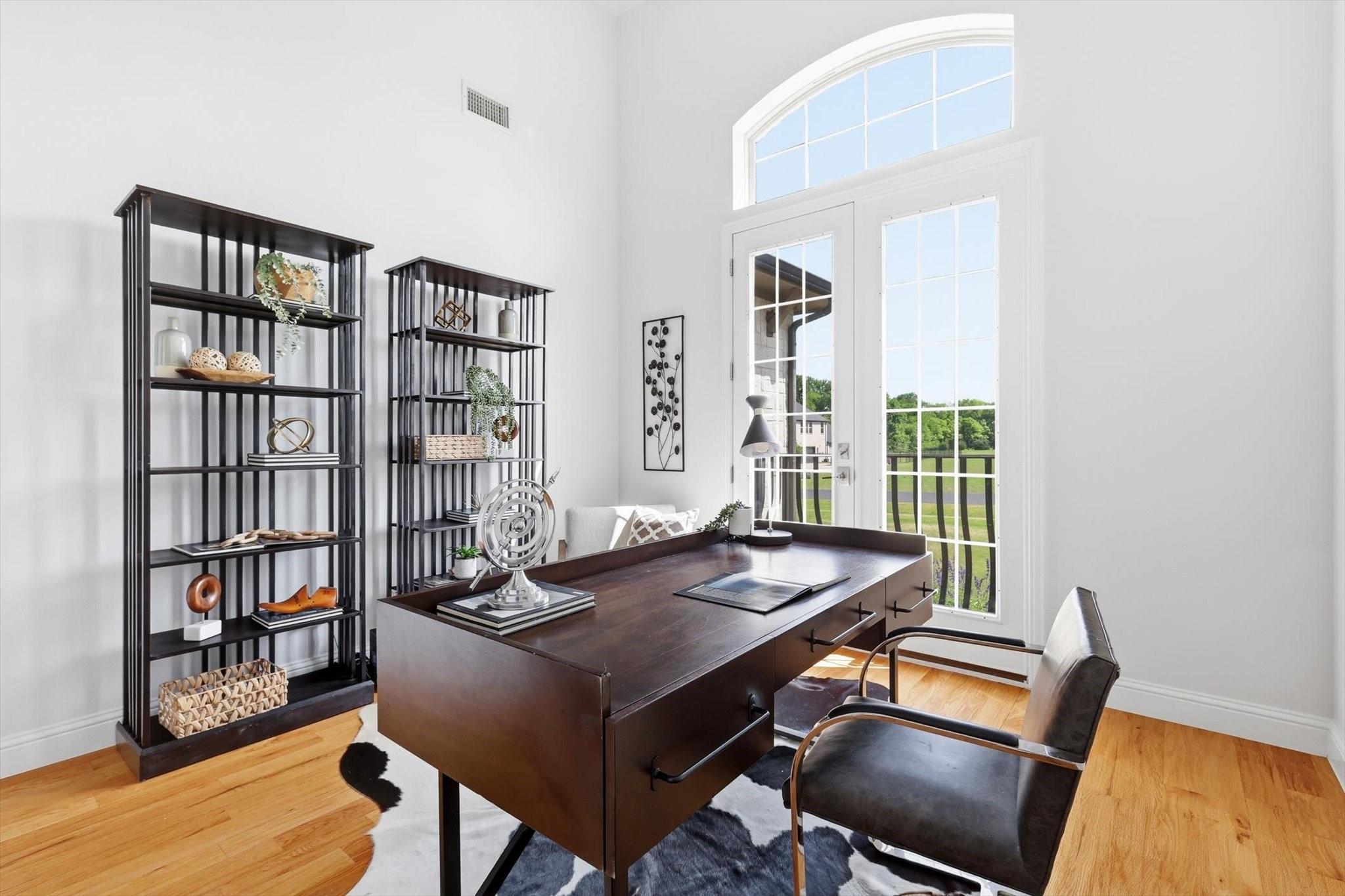 main property photo 10