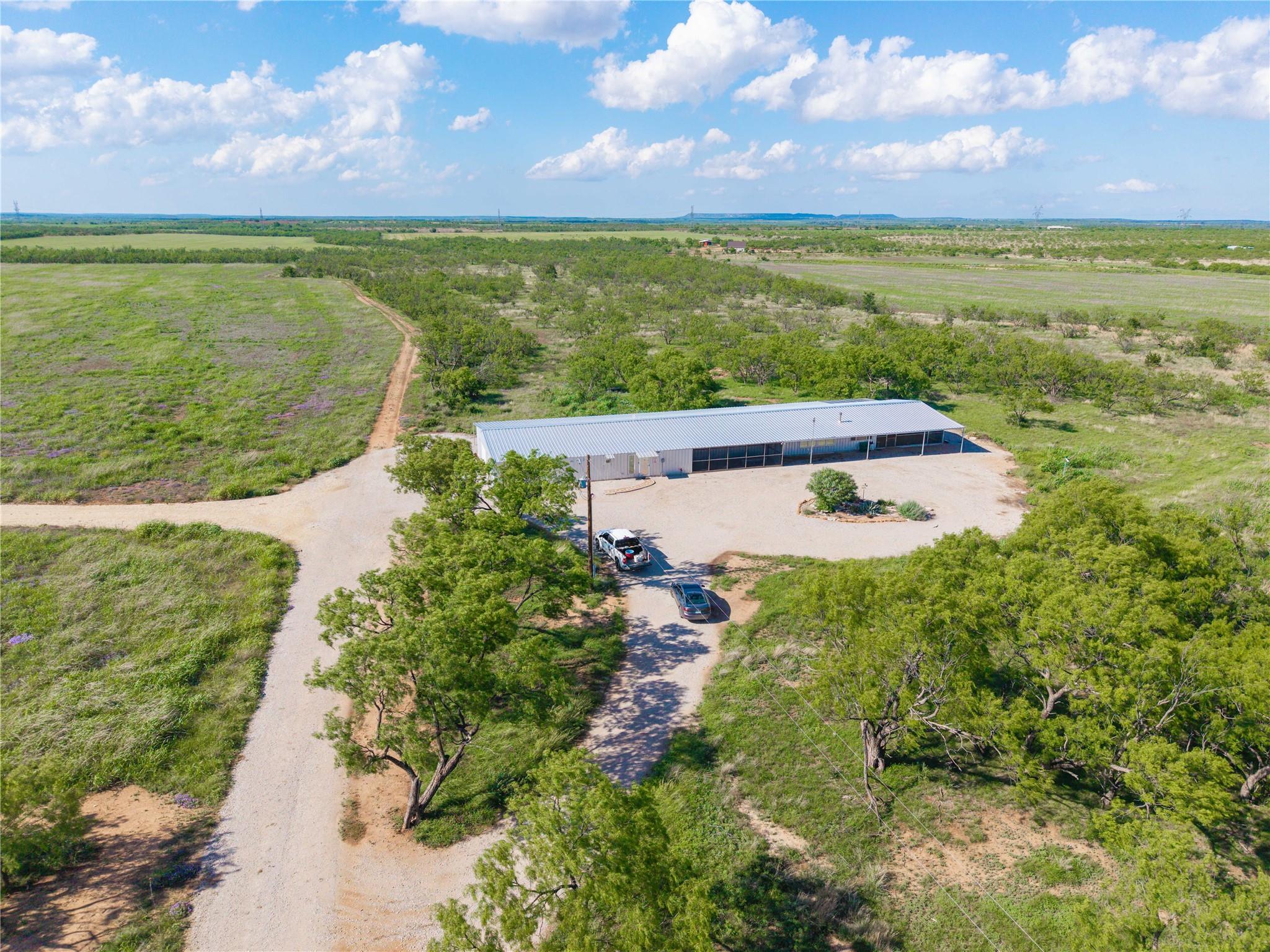 main property photo 25