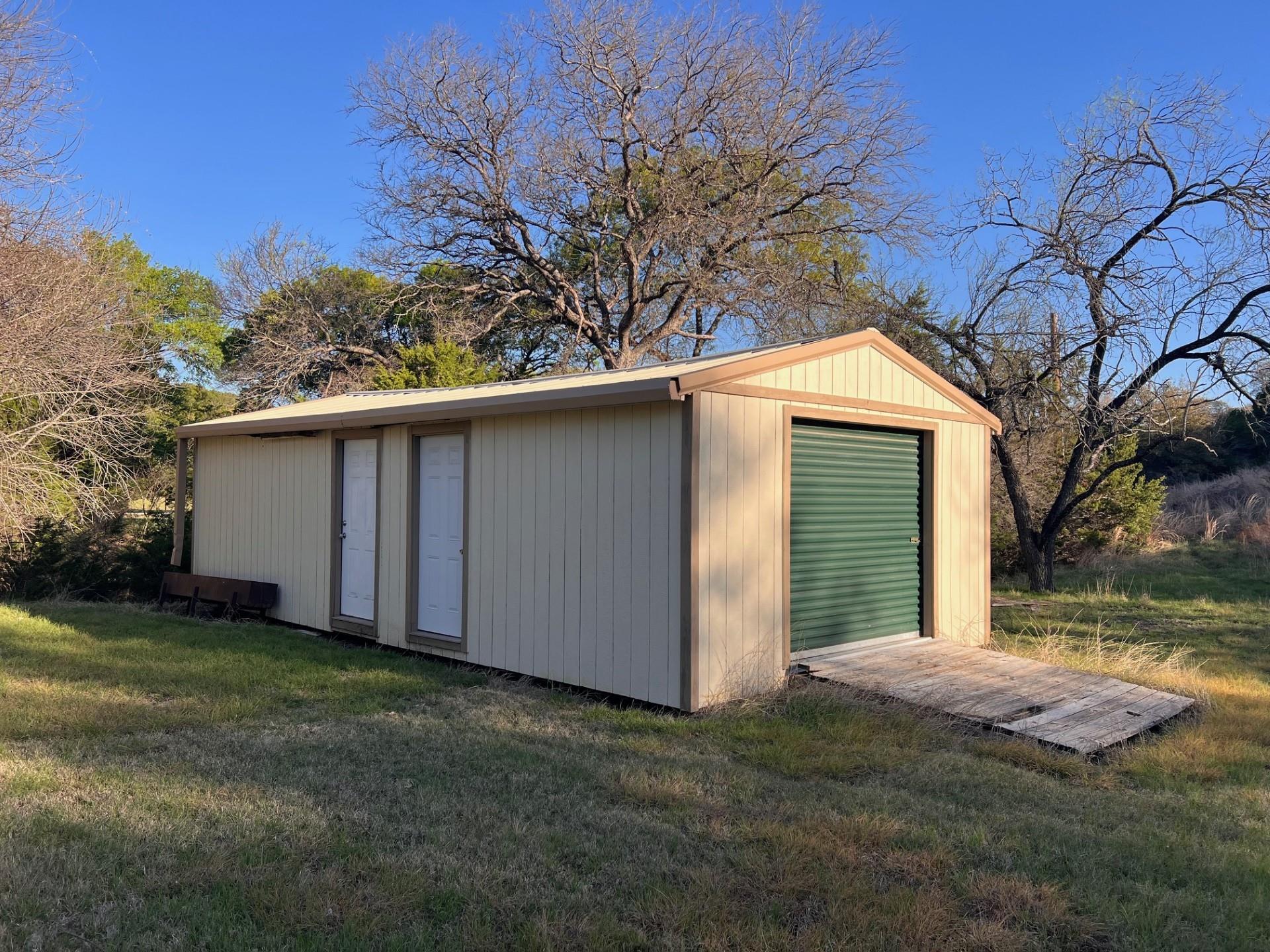 main property photo 16