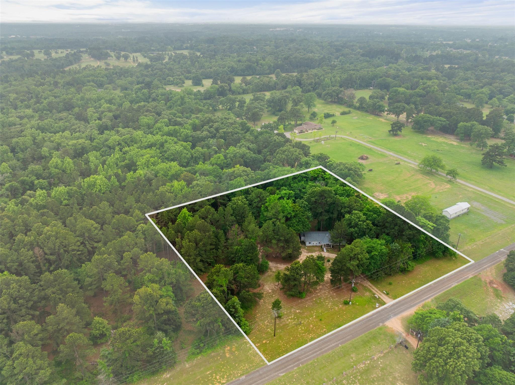 main property photo 10
