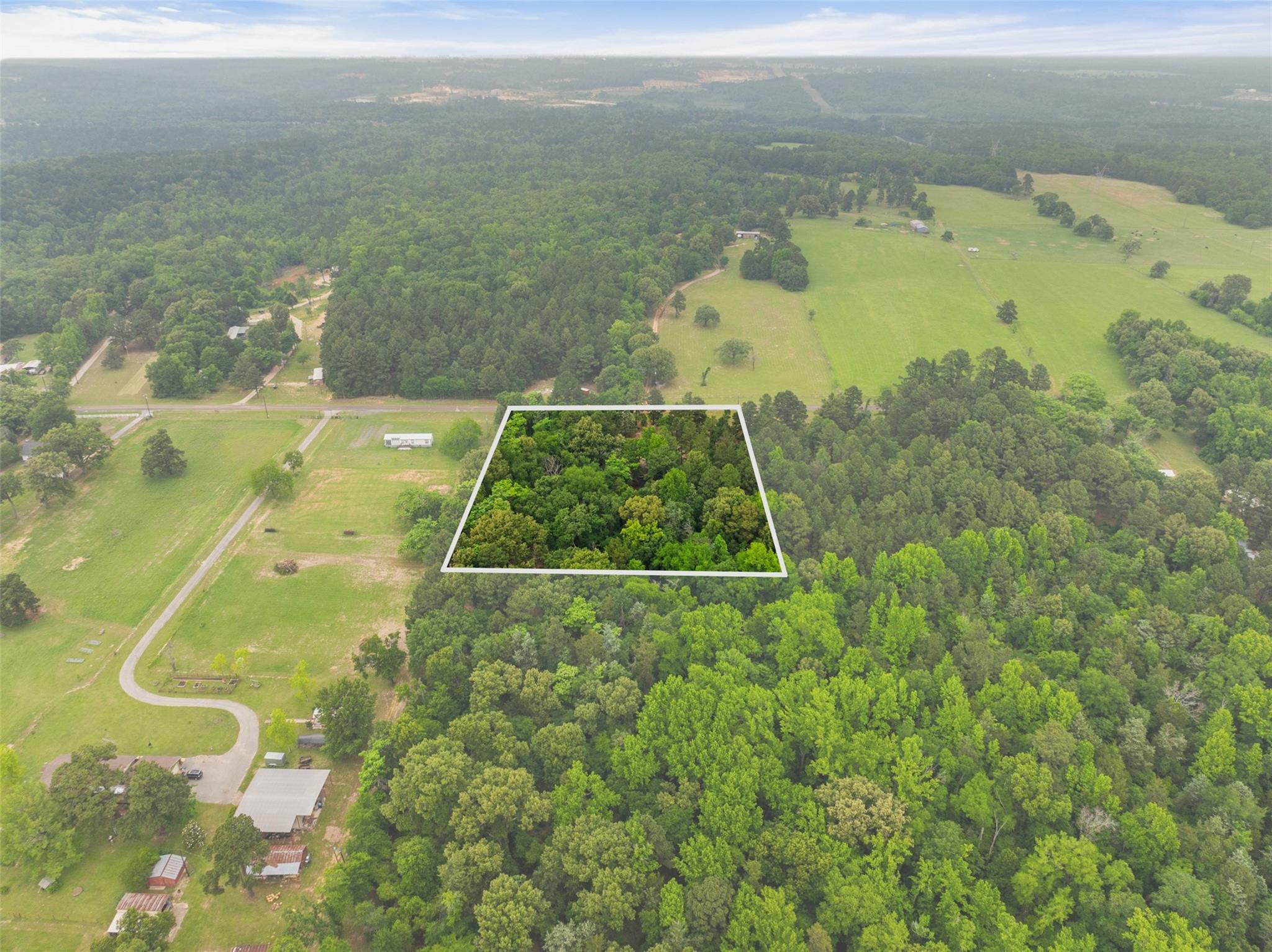 main property photo 11