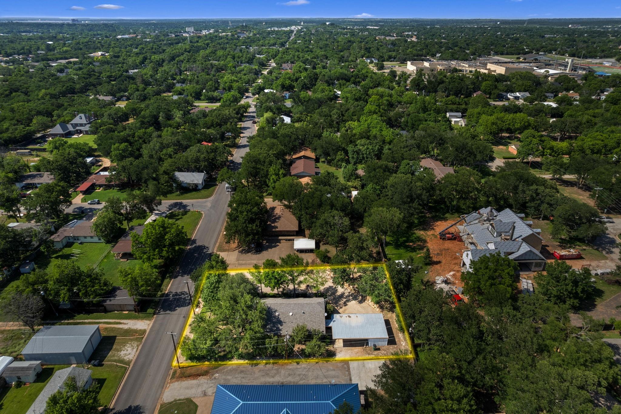 main property photo 35