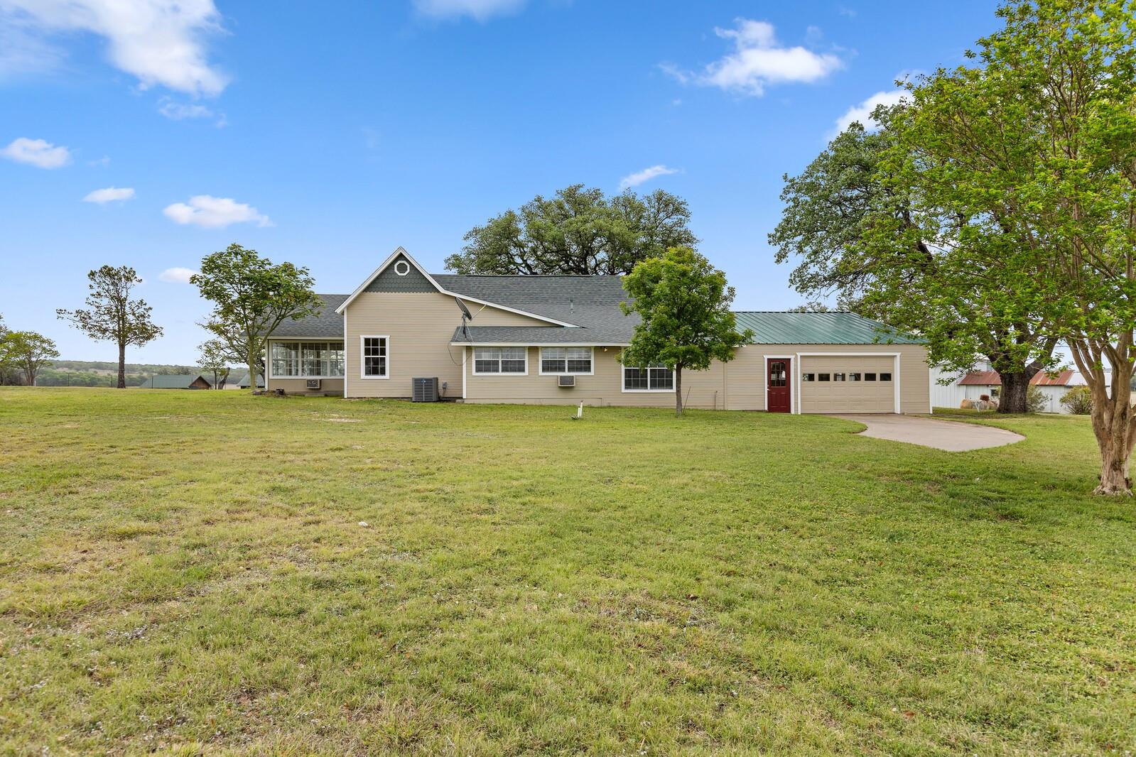 main property photo 12