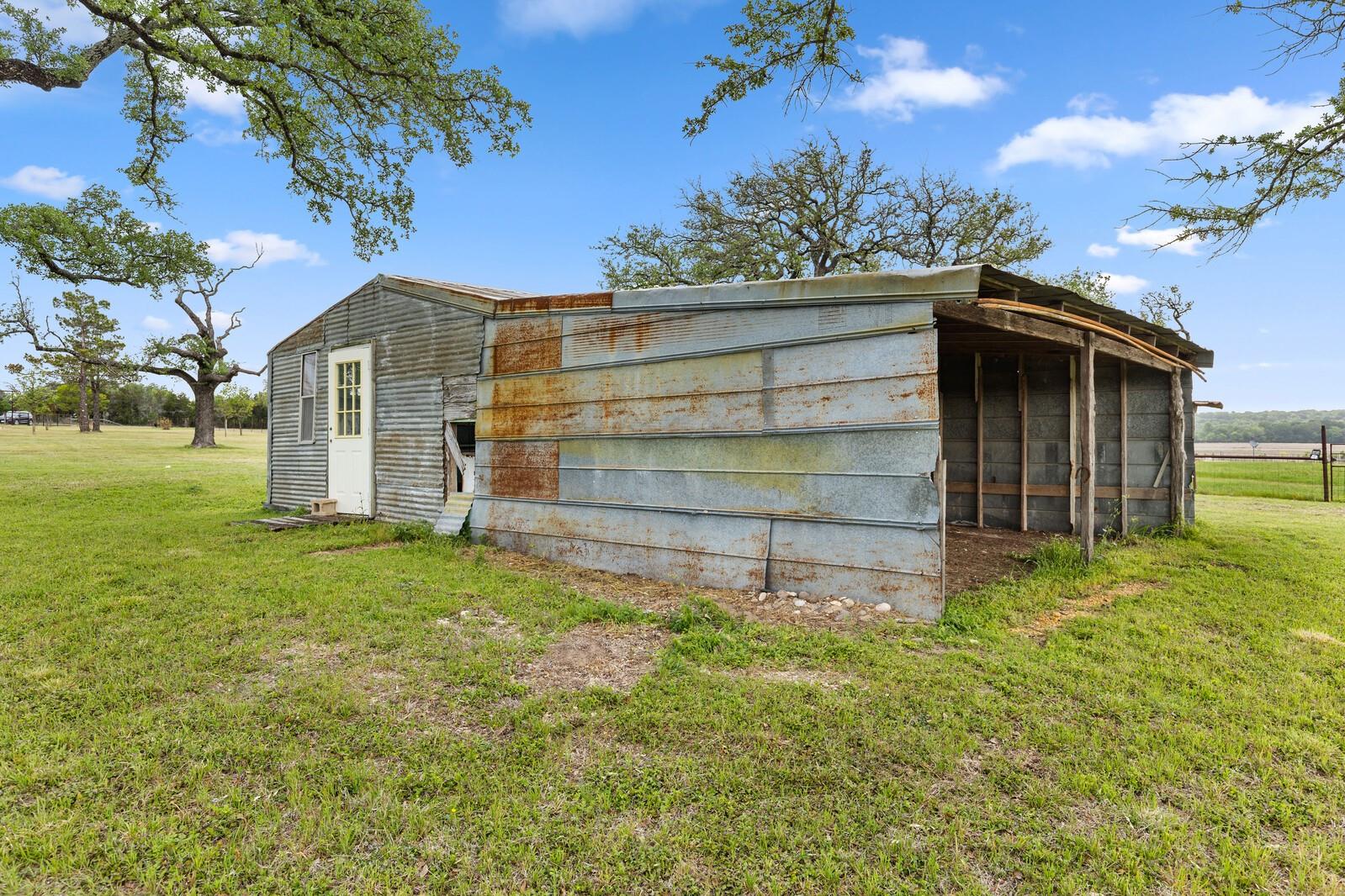 main property photo 36