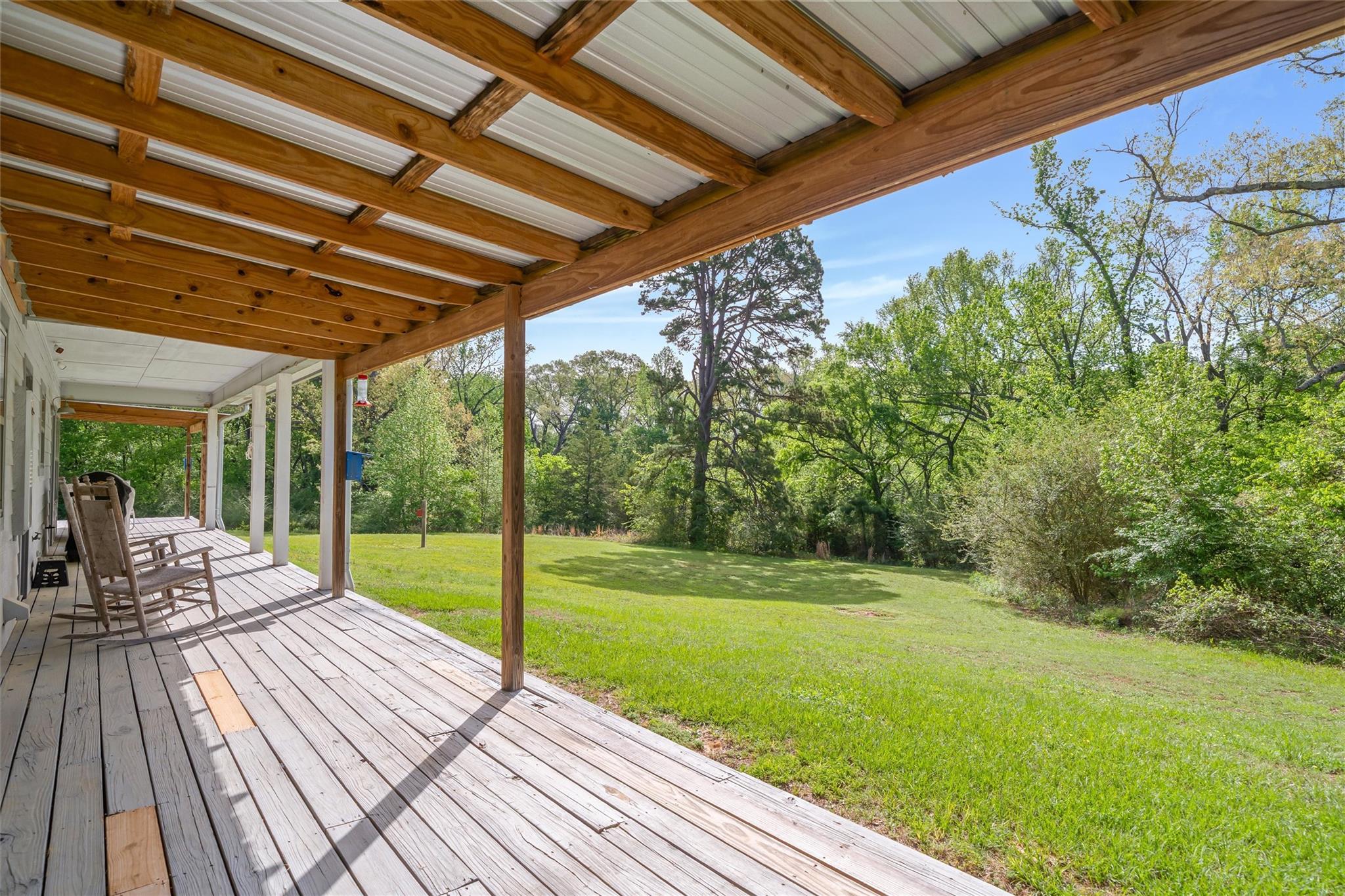 main property photo 23