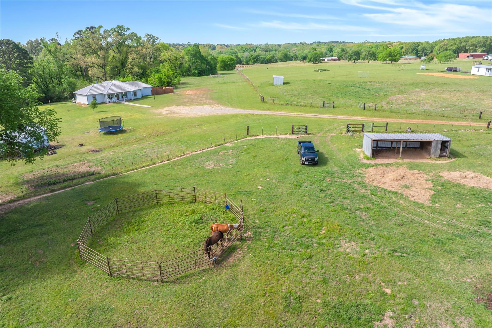 main property photo 37